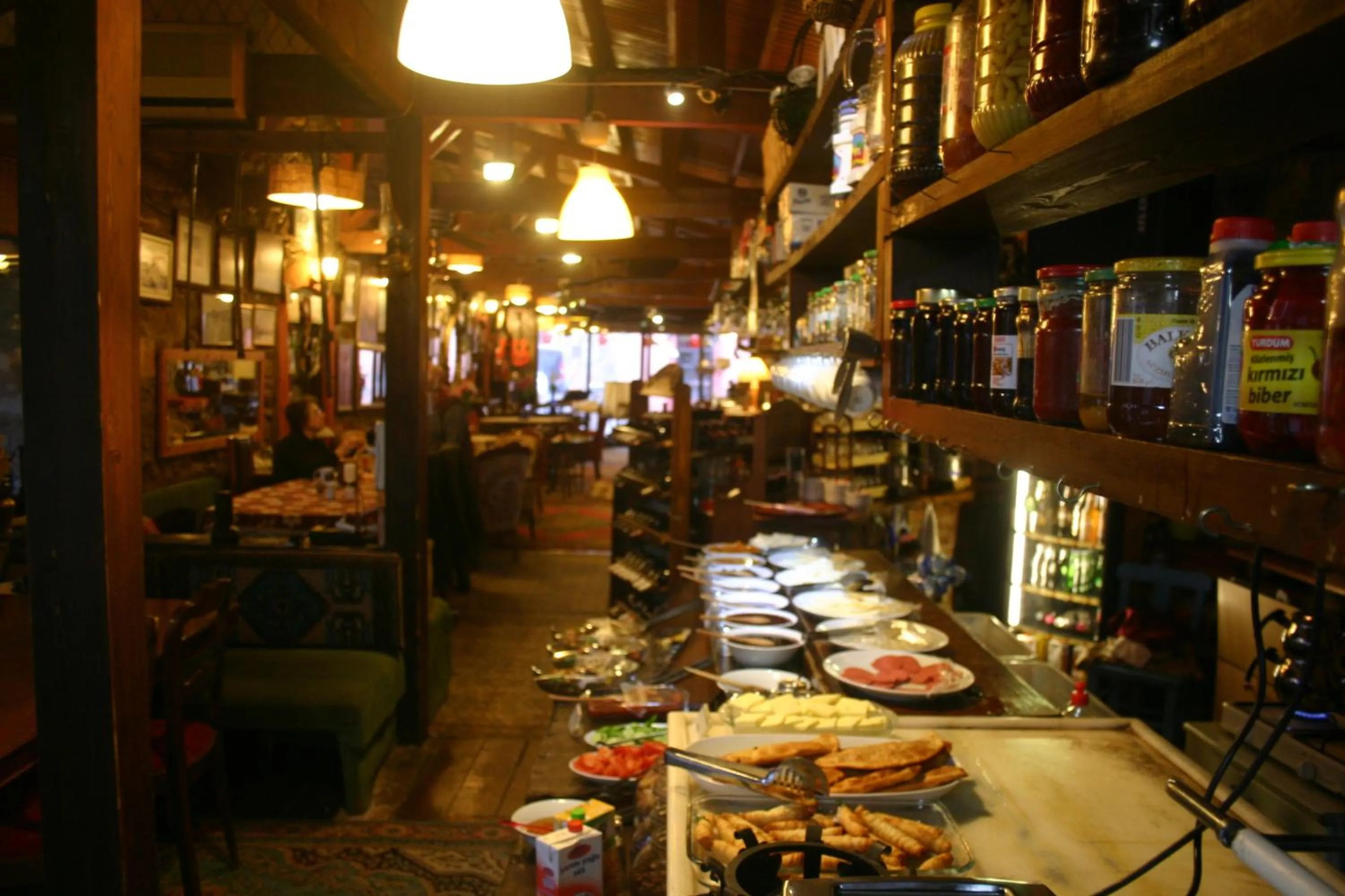 Restaurant/places to eat in Otel Yorgo Seferis