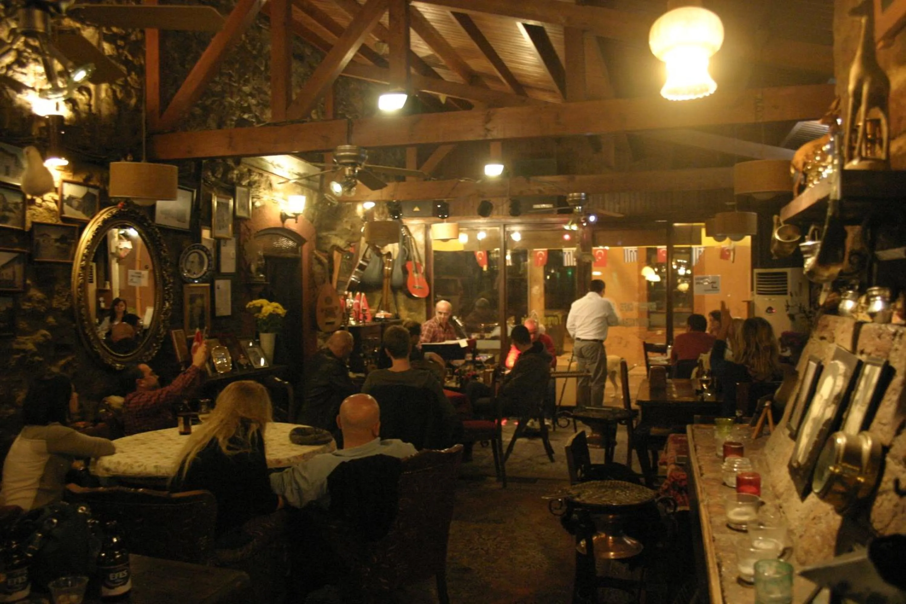 Restaurant/places to eat in Otel Yorgo Seferis