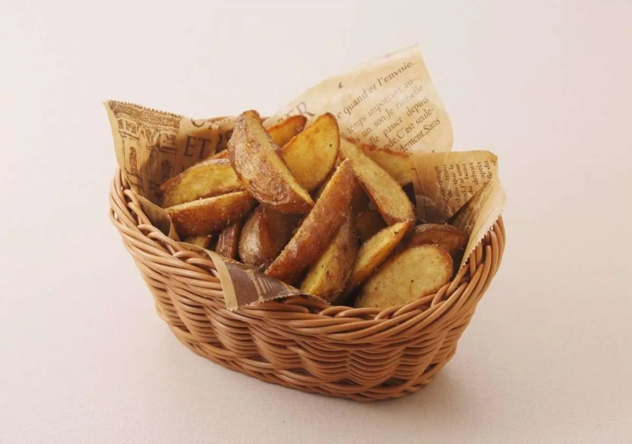 room service in Business Inn Norte