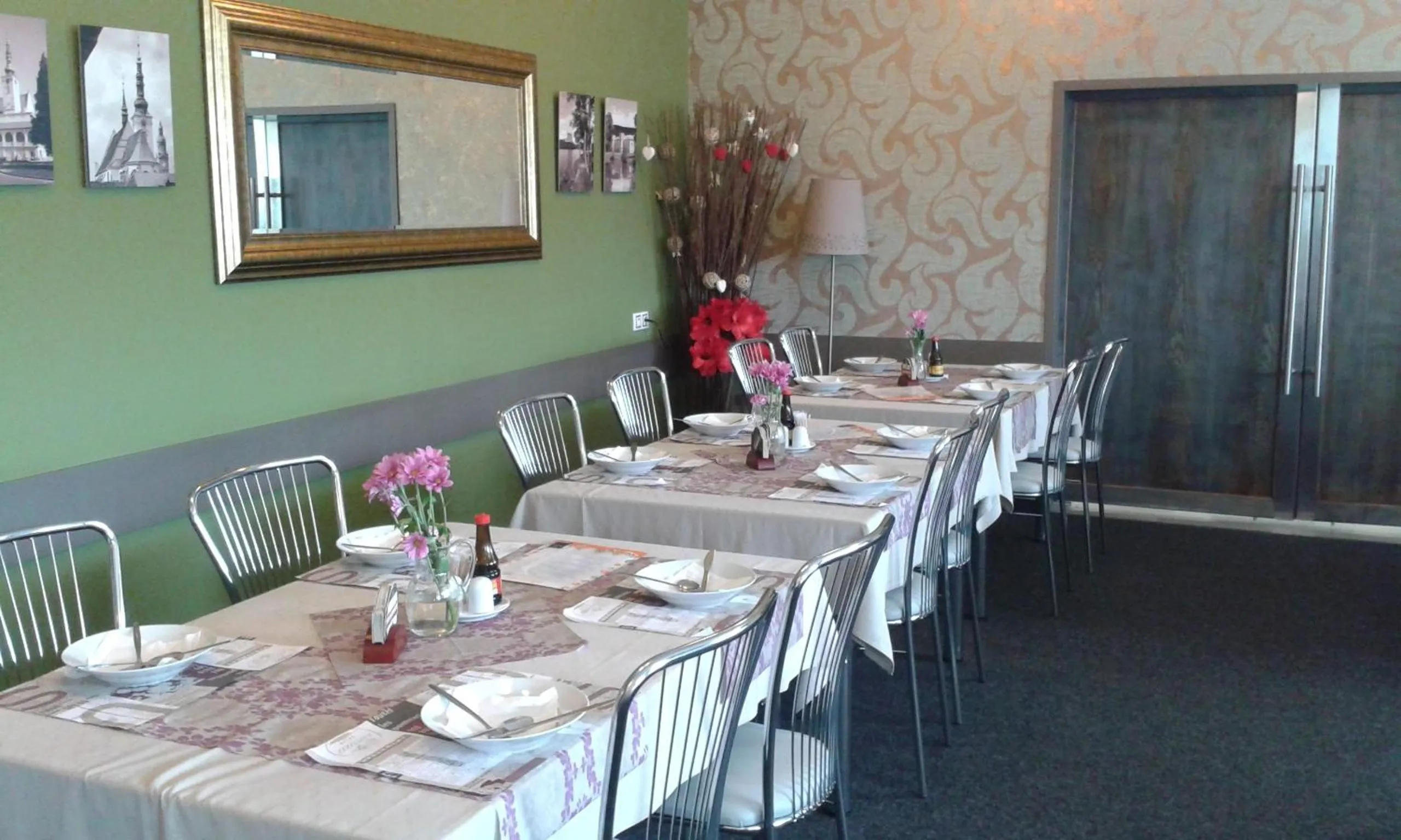 Restaurant/places to eat in Hotel Gól Prostějov