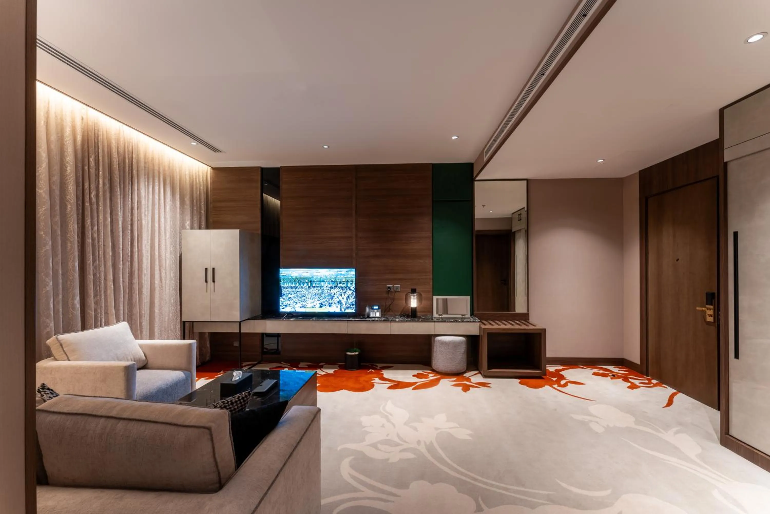 TV and multimedia, Bed in Lilac Park Hotel