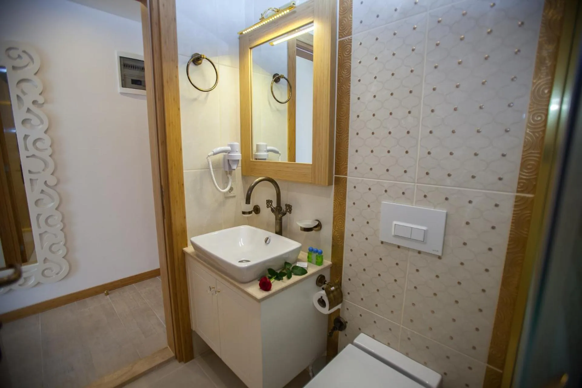 Bathroom in Hotel Aysima