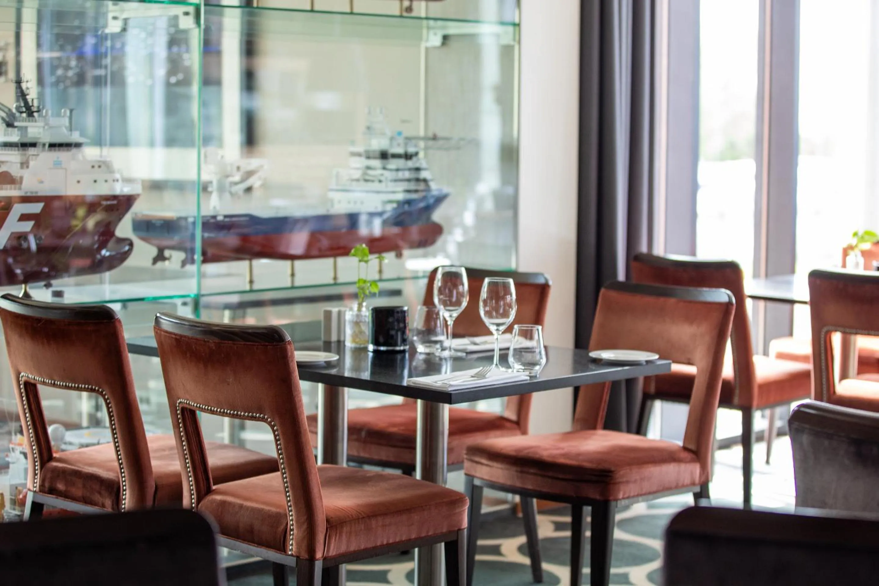 Restaurant/places to eat in Quality Hotel Ulstein