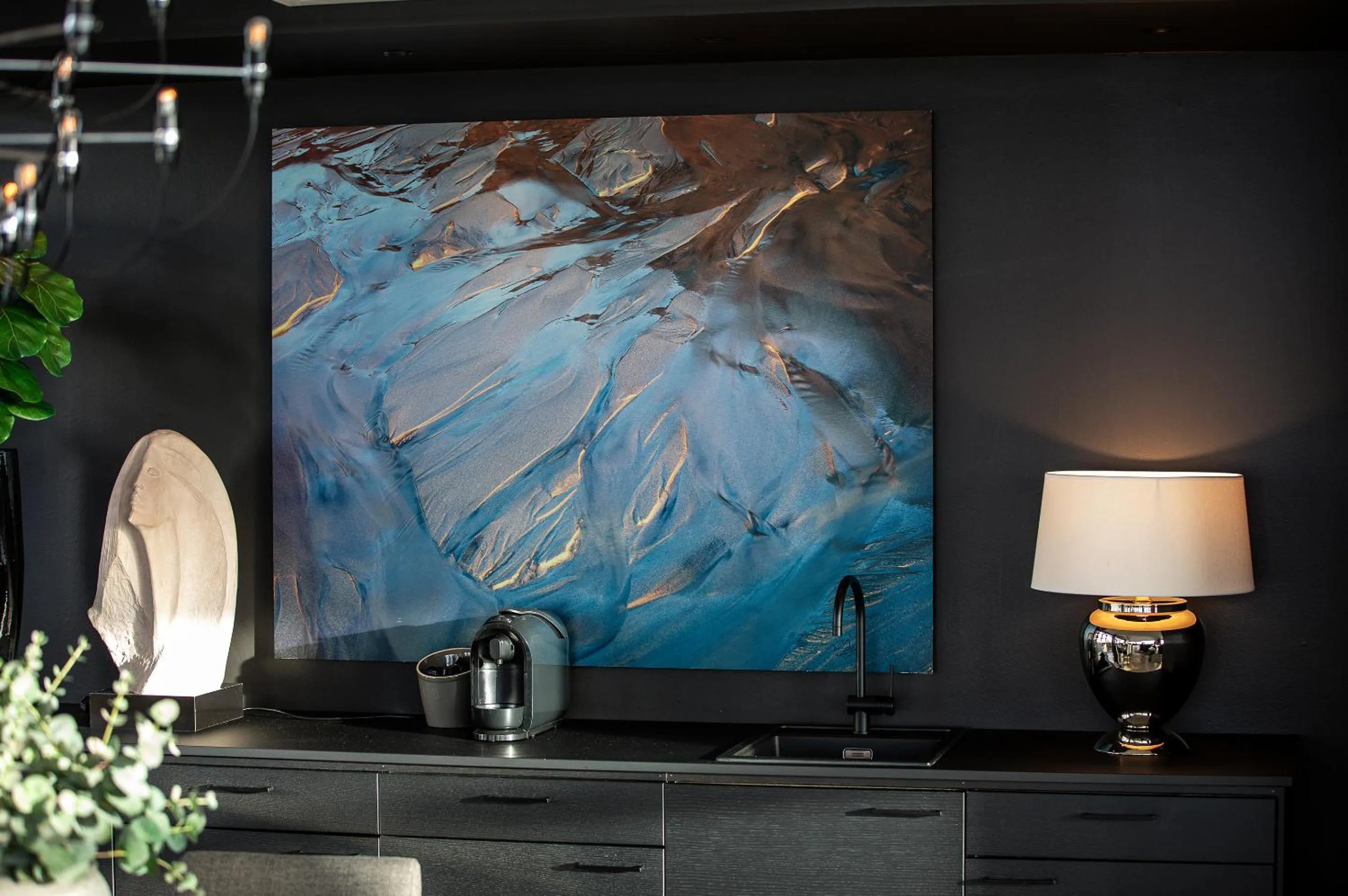 Decorative detail in Quality Hotel Ulstein