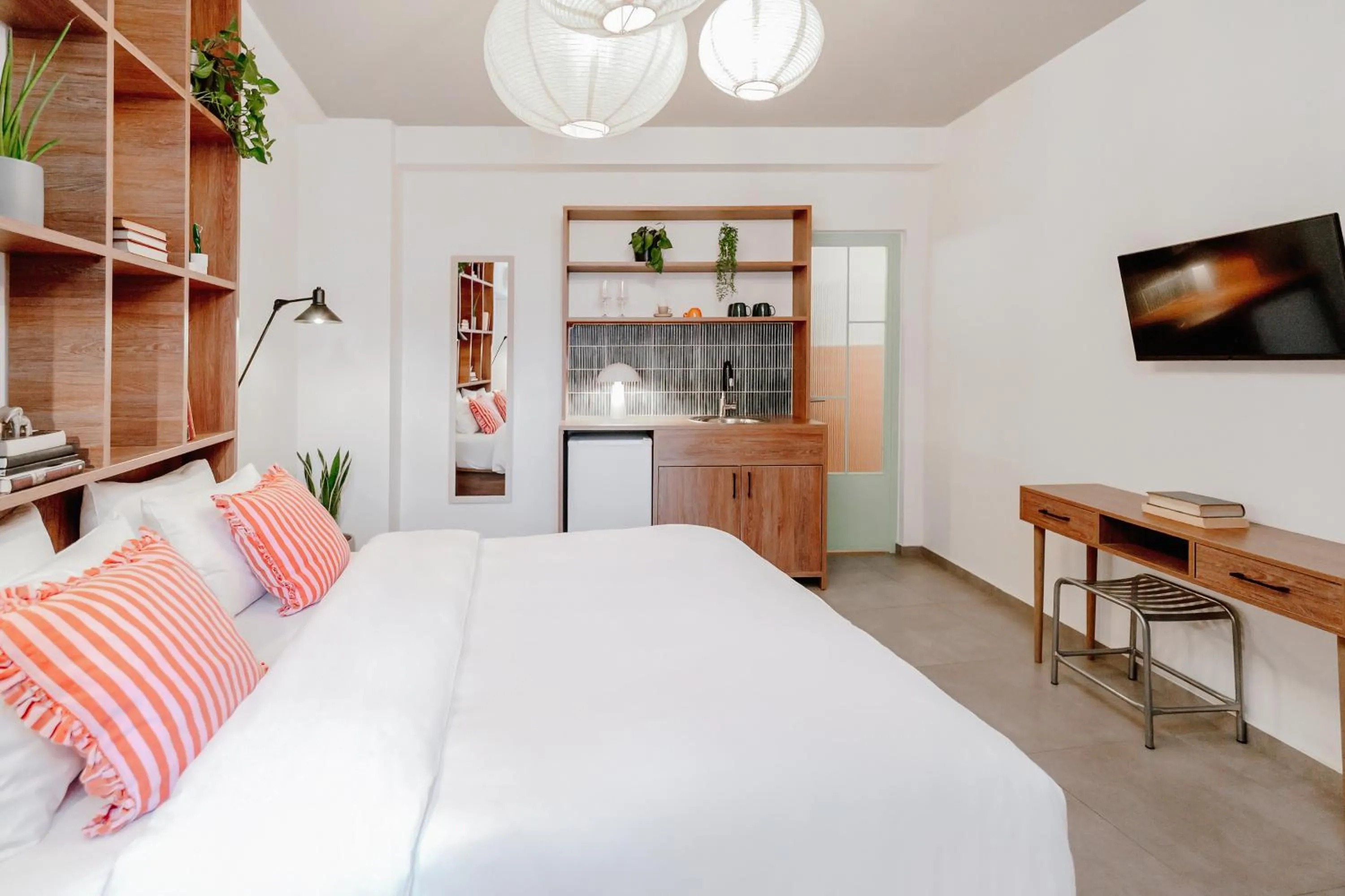 Bed in Next door Athens