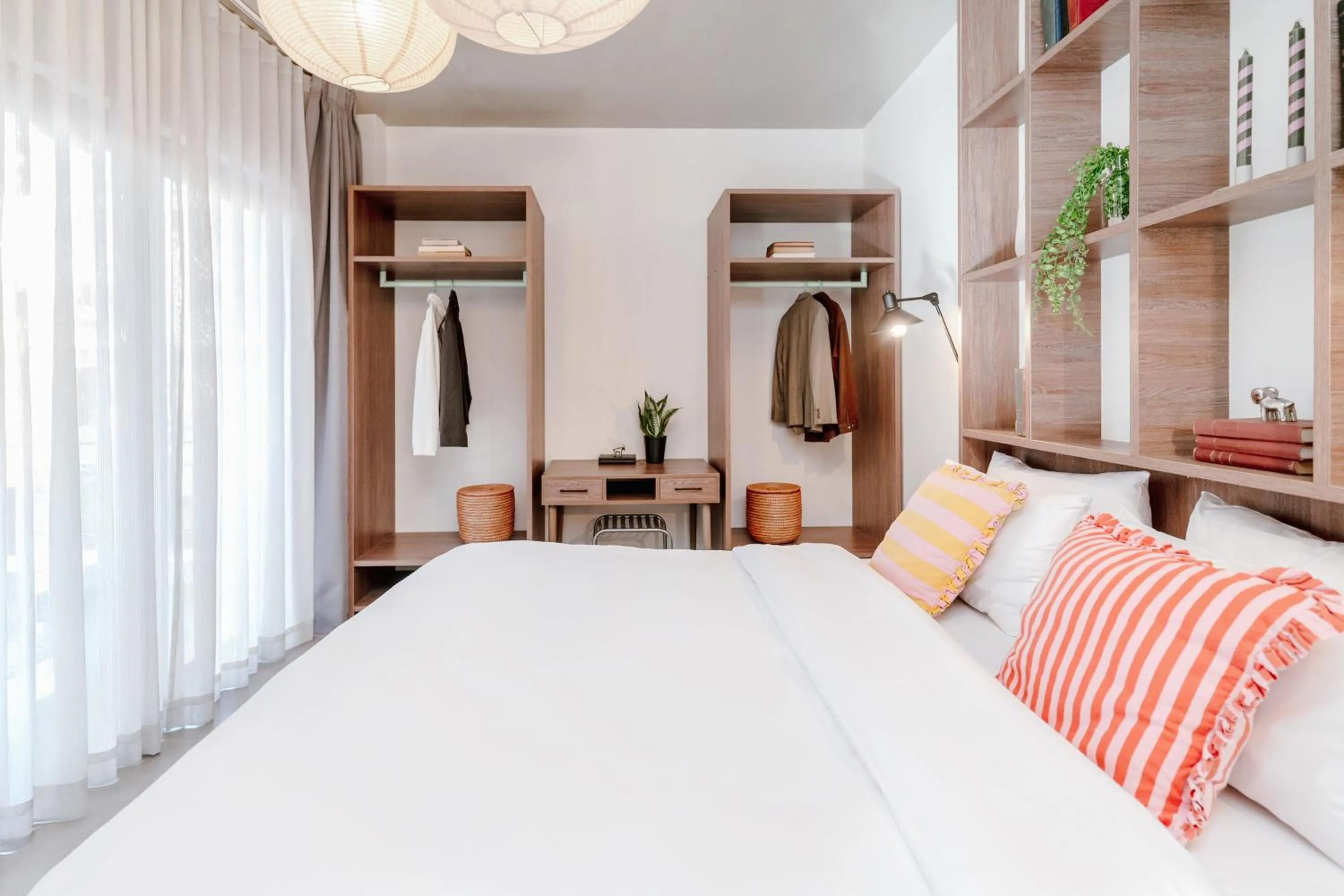 Bed in Next door Athens