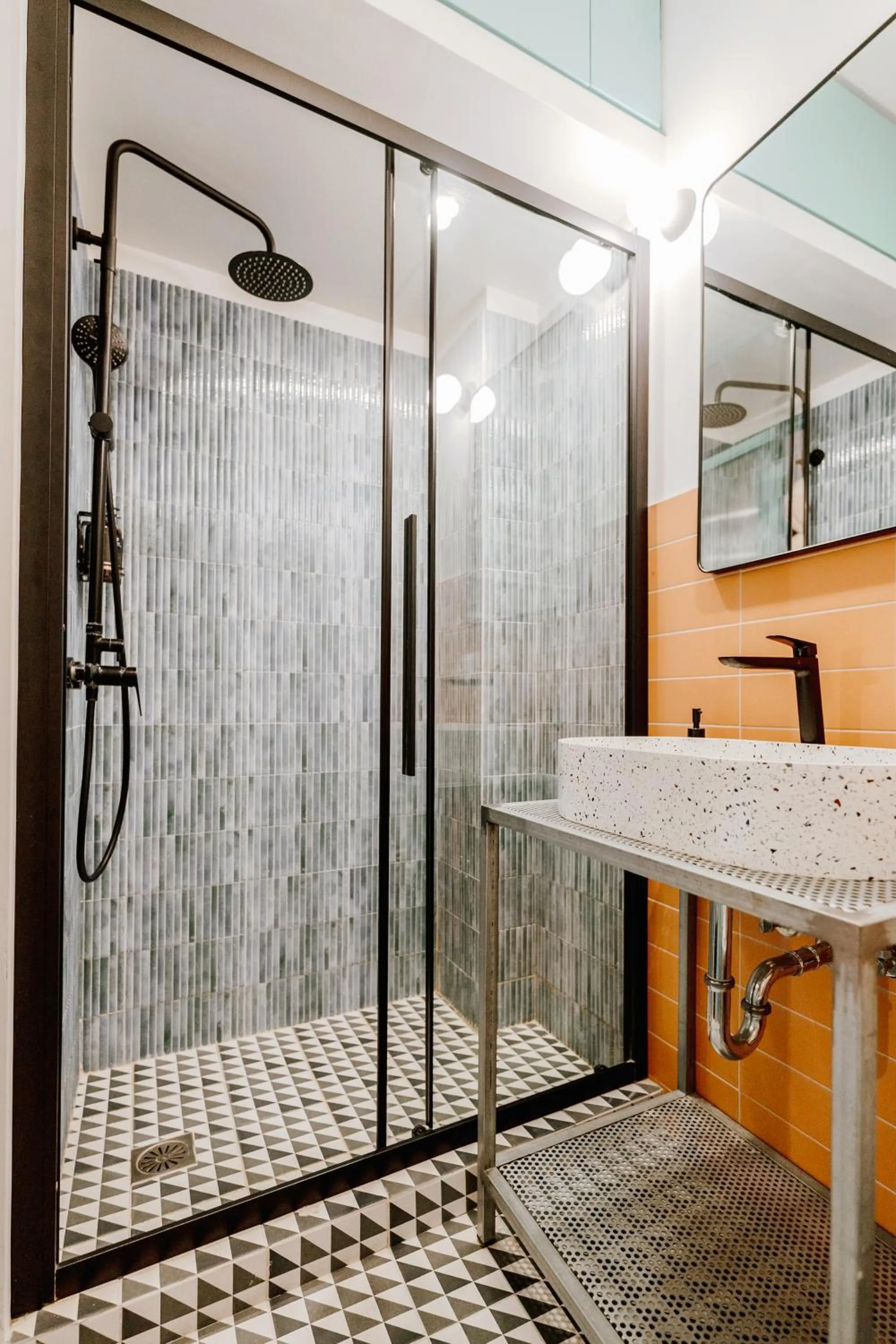 Shower in Next door Athens