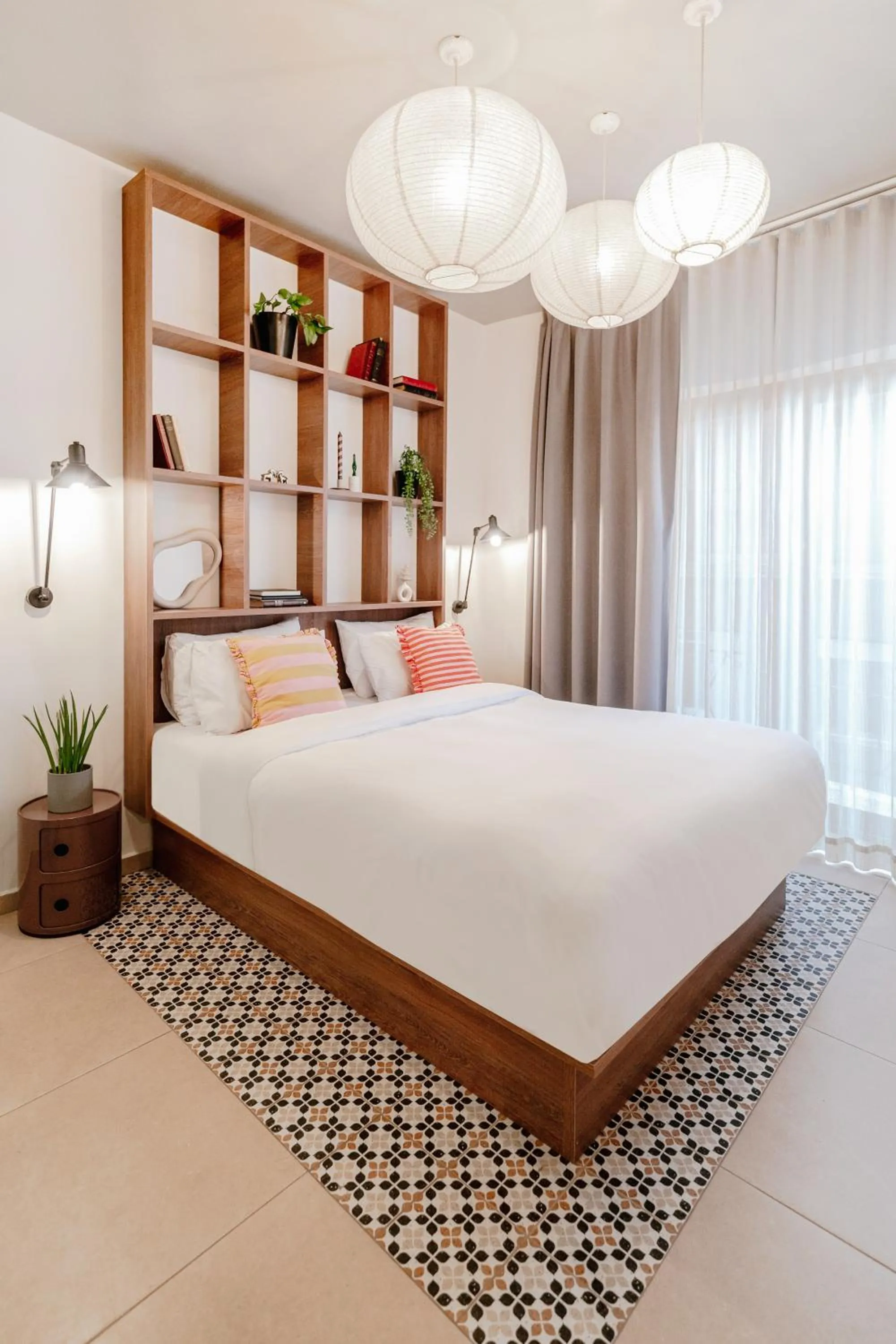 Bed in Next door Athens