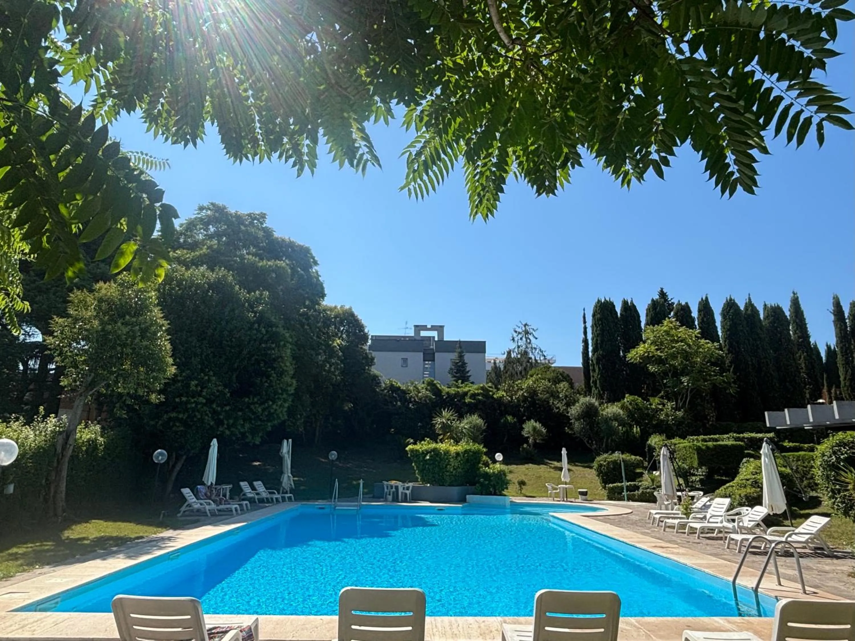 Aurelia House Garden