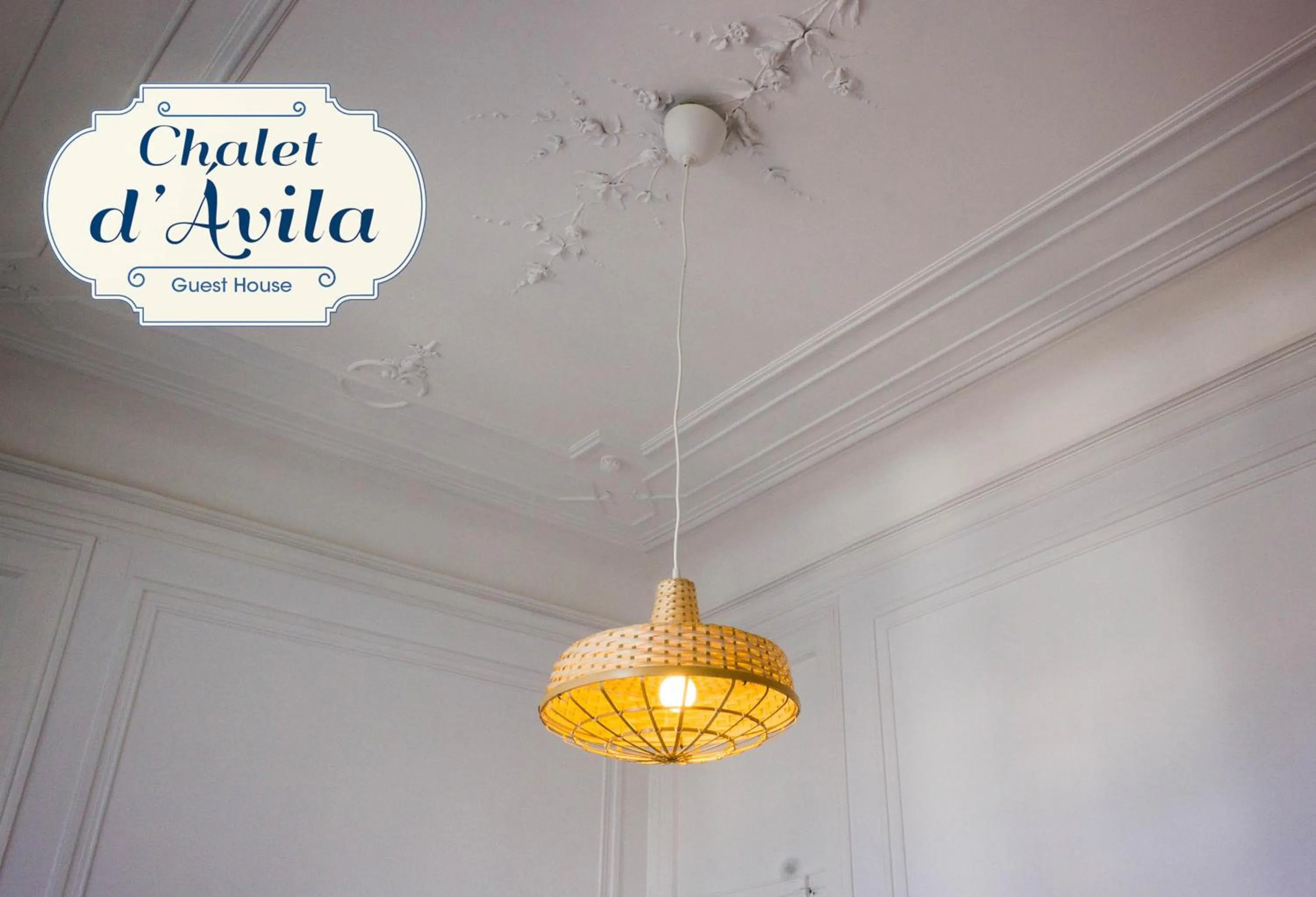 Decorative detail in Chalet D´Ávila Guest House