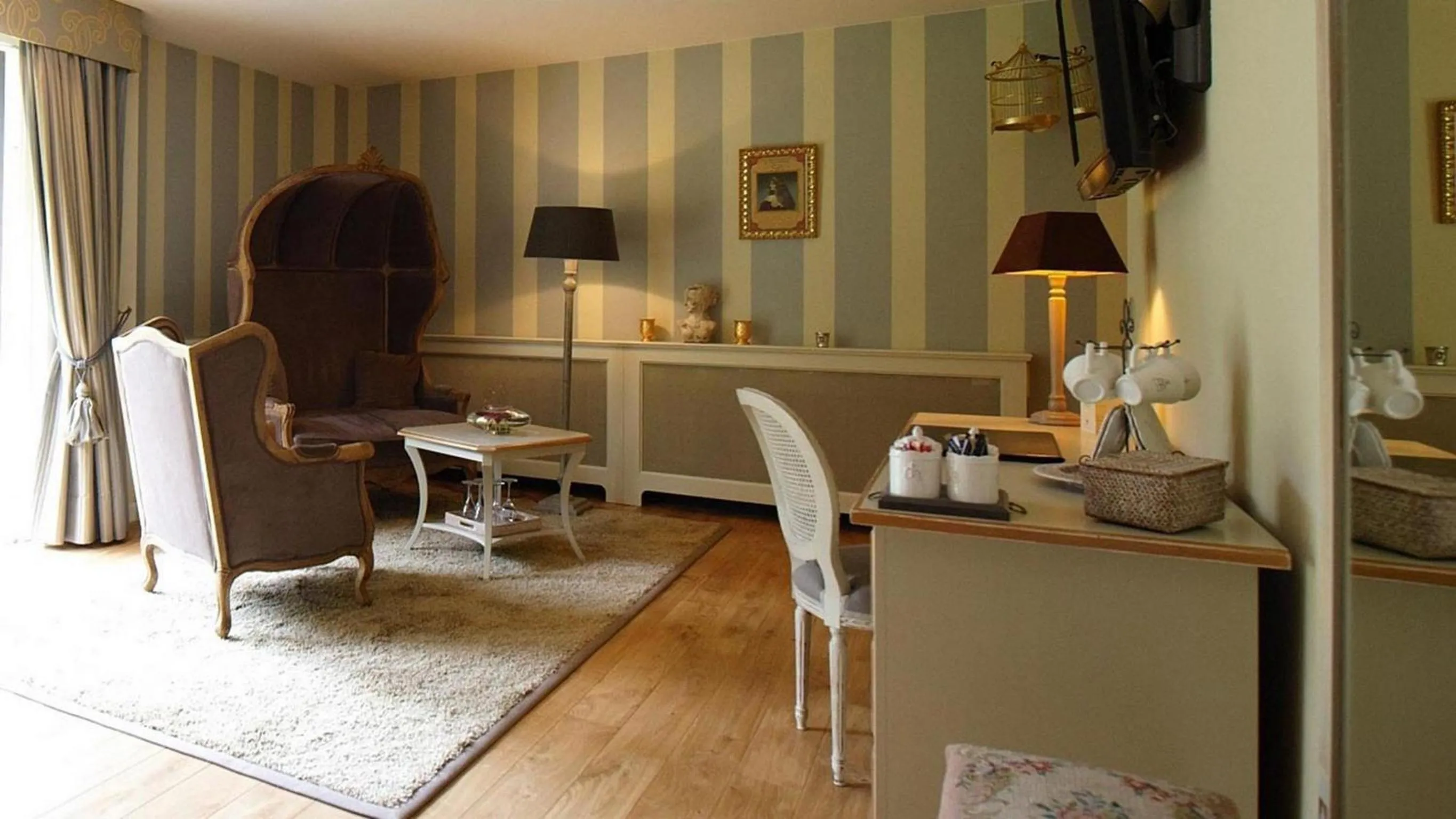 Seating area in Lafarques