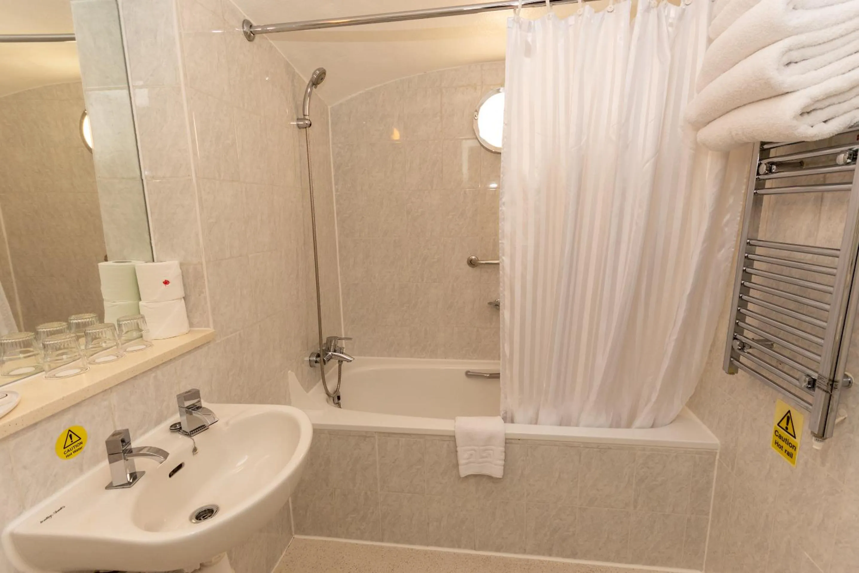 Bathroom in The Darlington Hyde Park