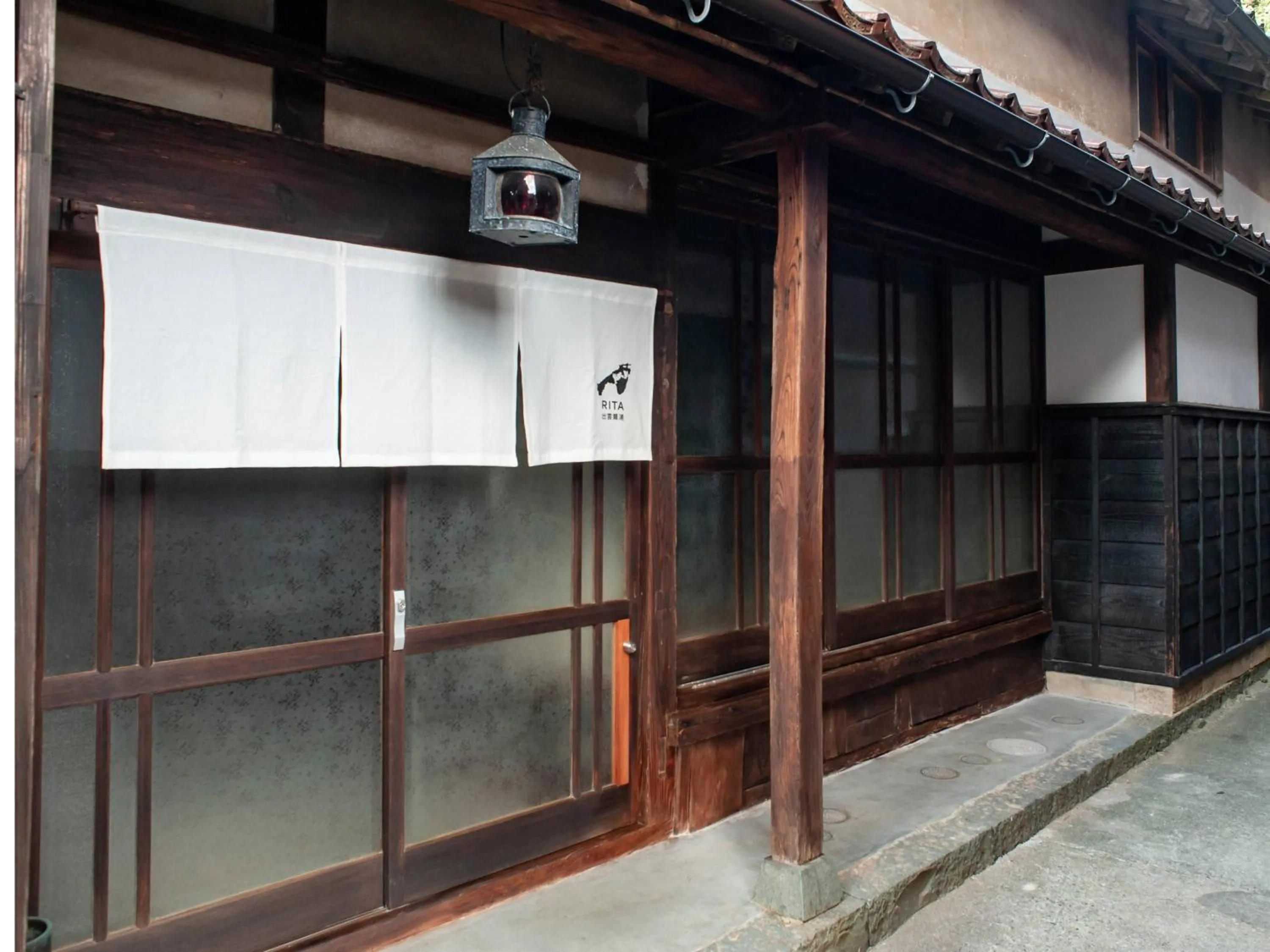 Facade/entrance in RITA Izumo Sagiura