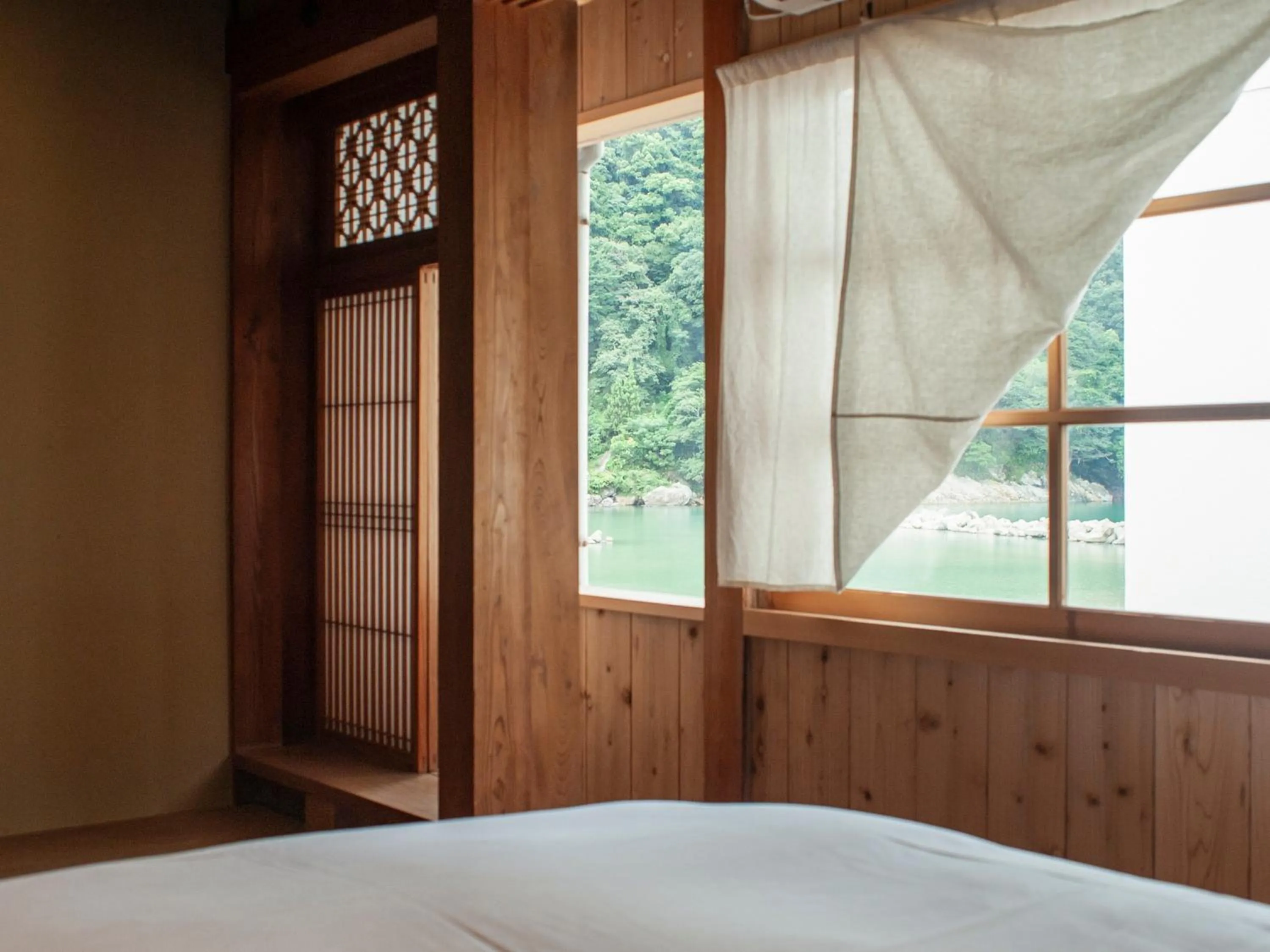 Photo of the whole room, Bed in RITA Izumo Sagiura