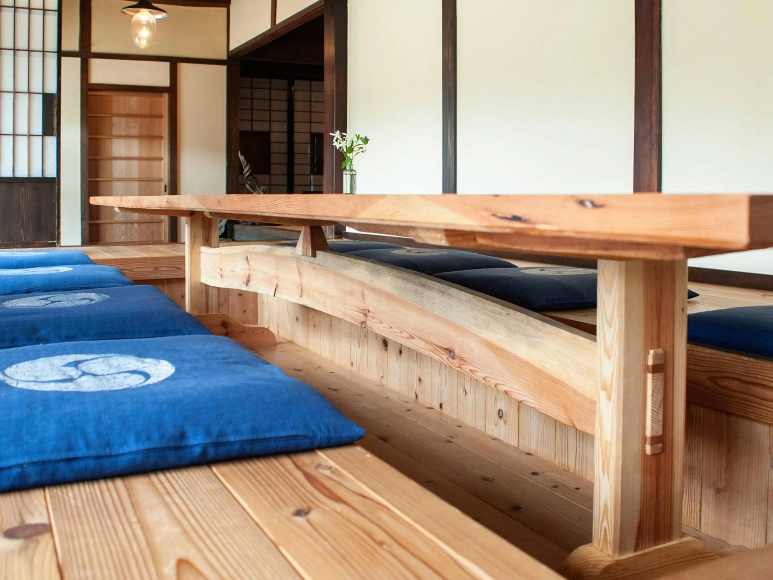 Dining area, Bed in RITA Izumo Sagiura