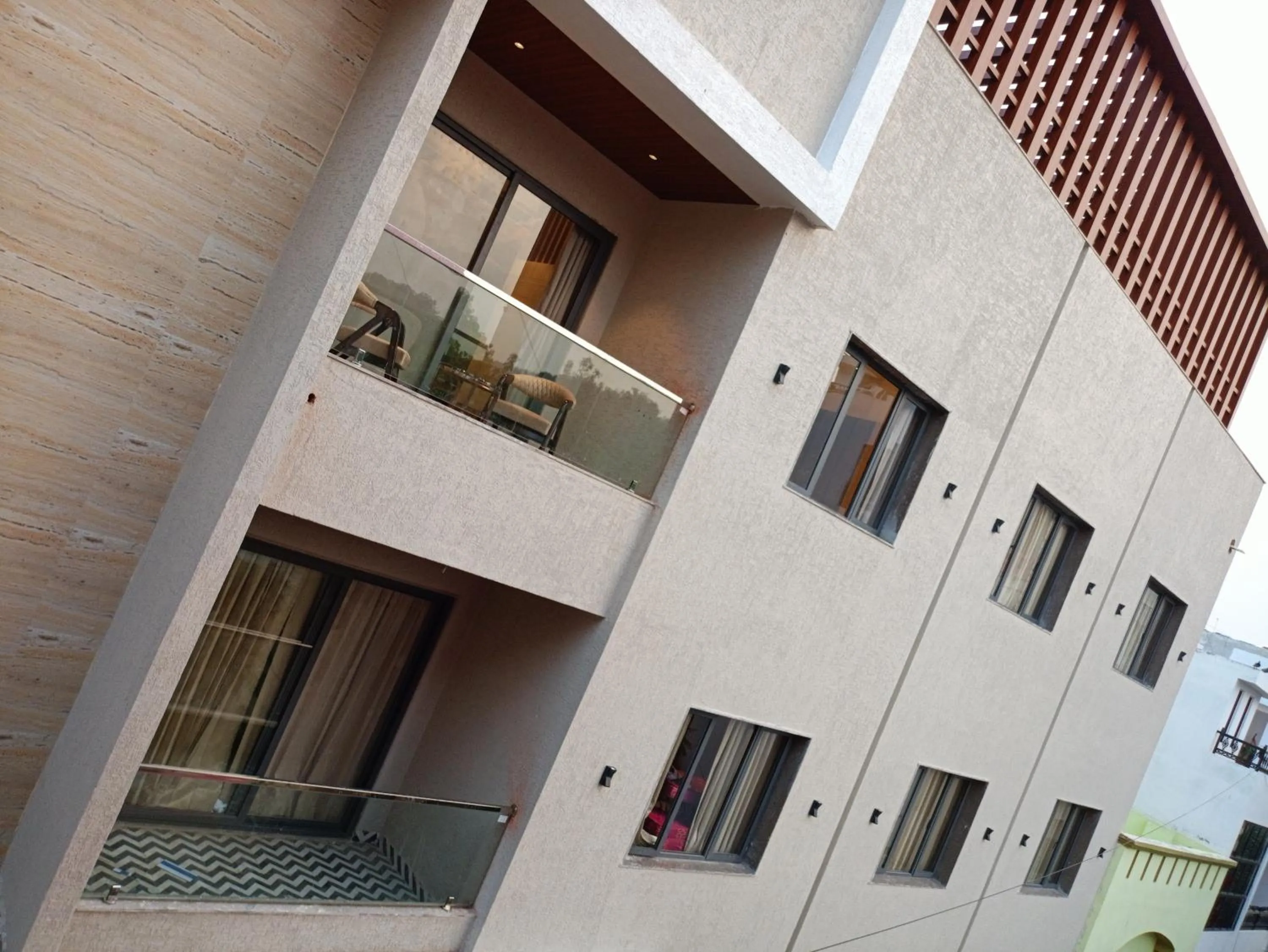 Hotel Taviral Regency