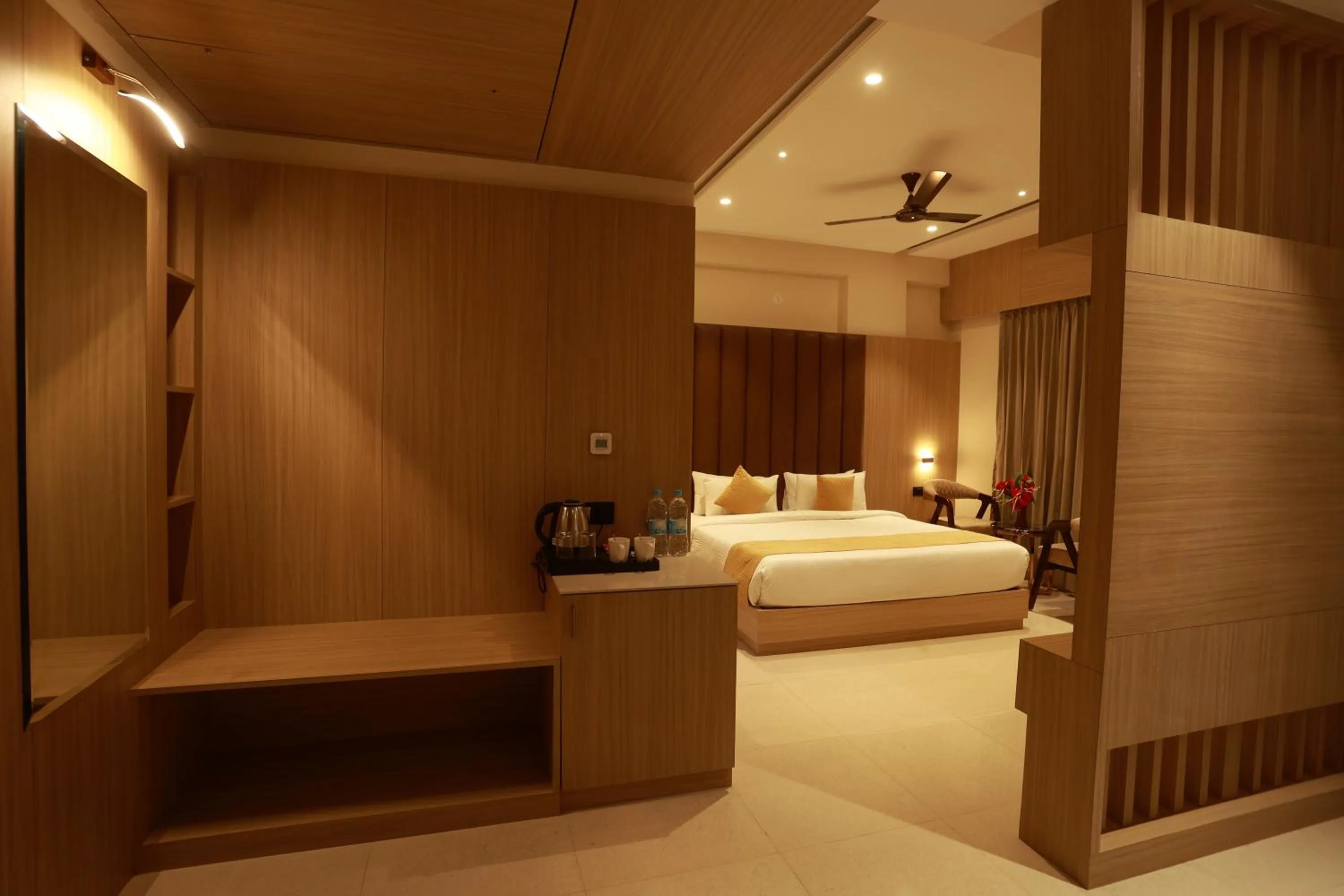 Bed in Hotel Taviral Regency