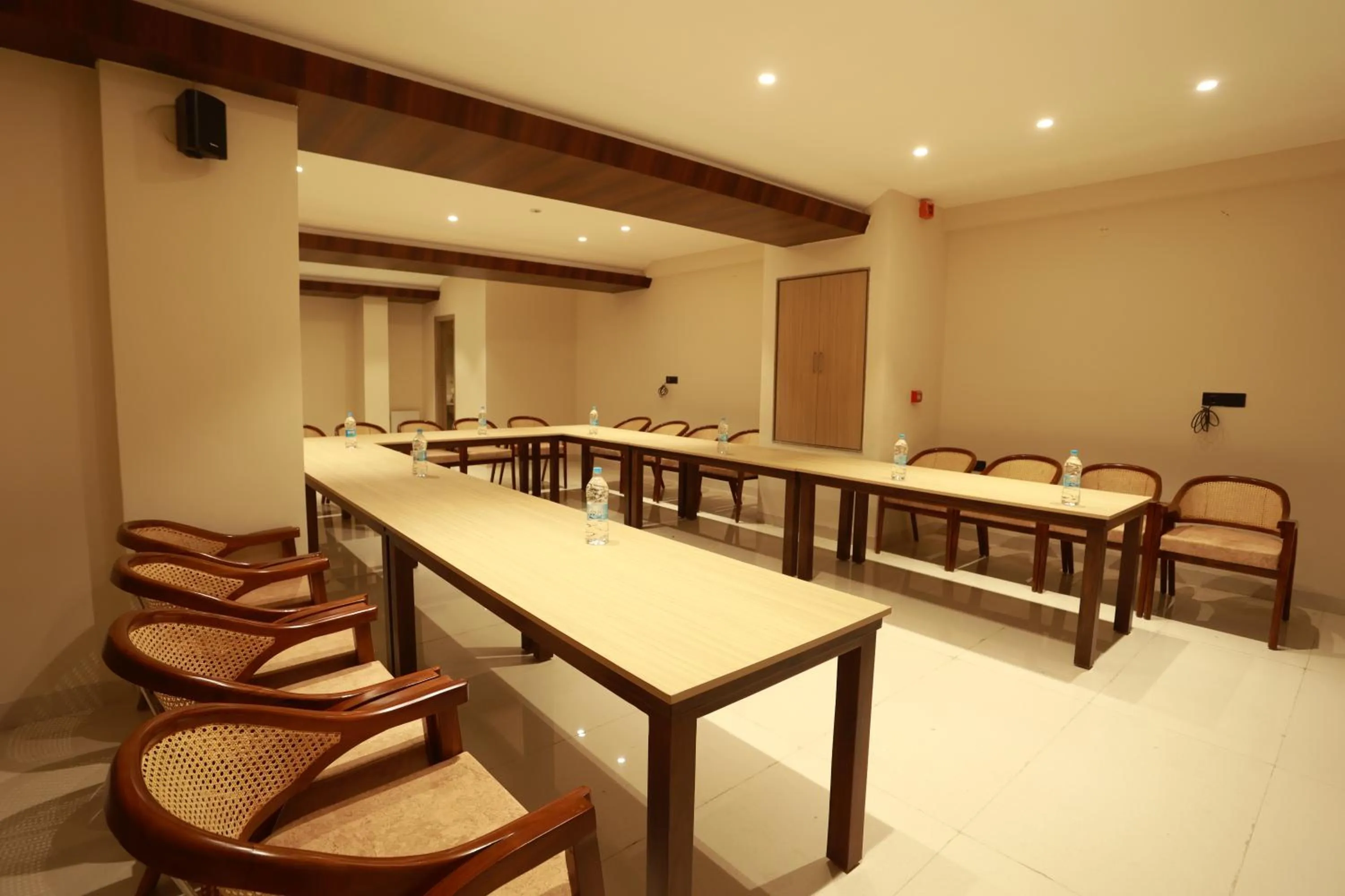 Hotel Taviral Regency