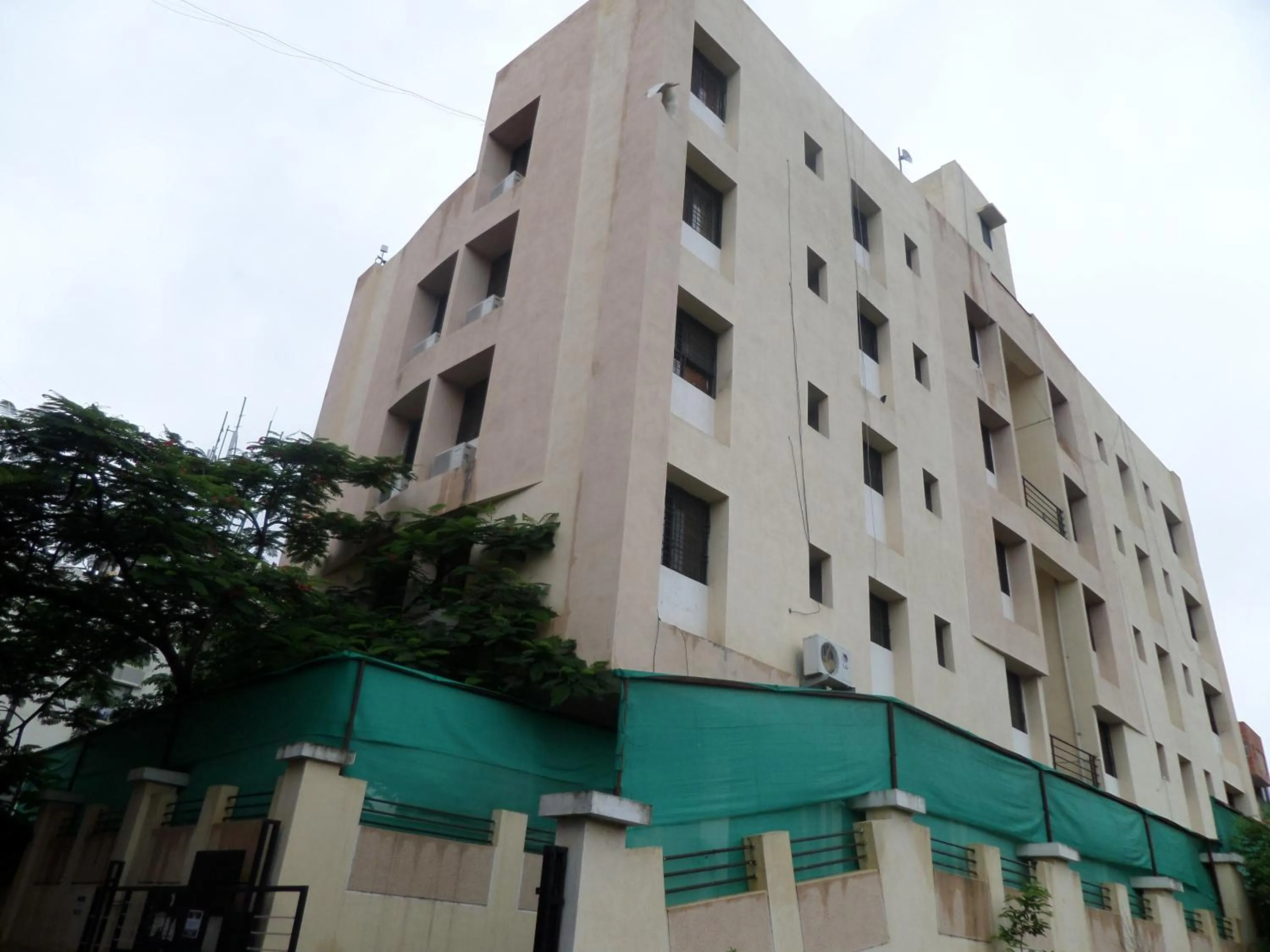 Cosmos Luxury Vimannagar