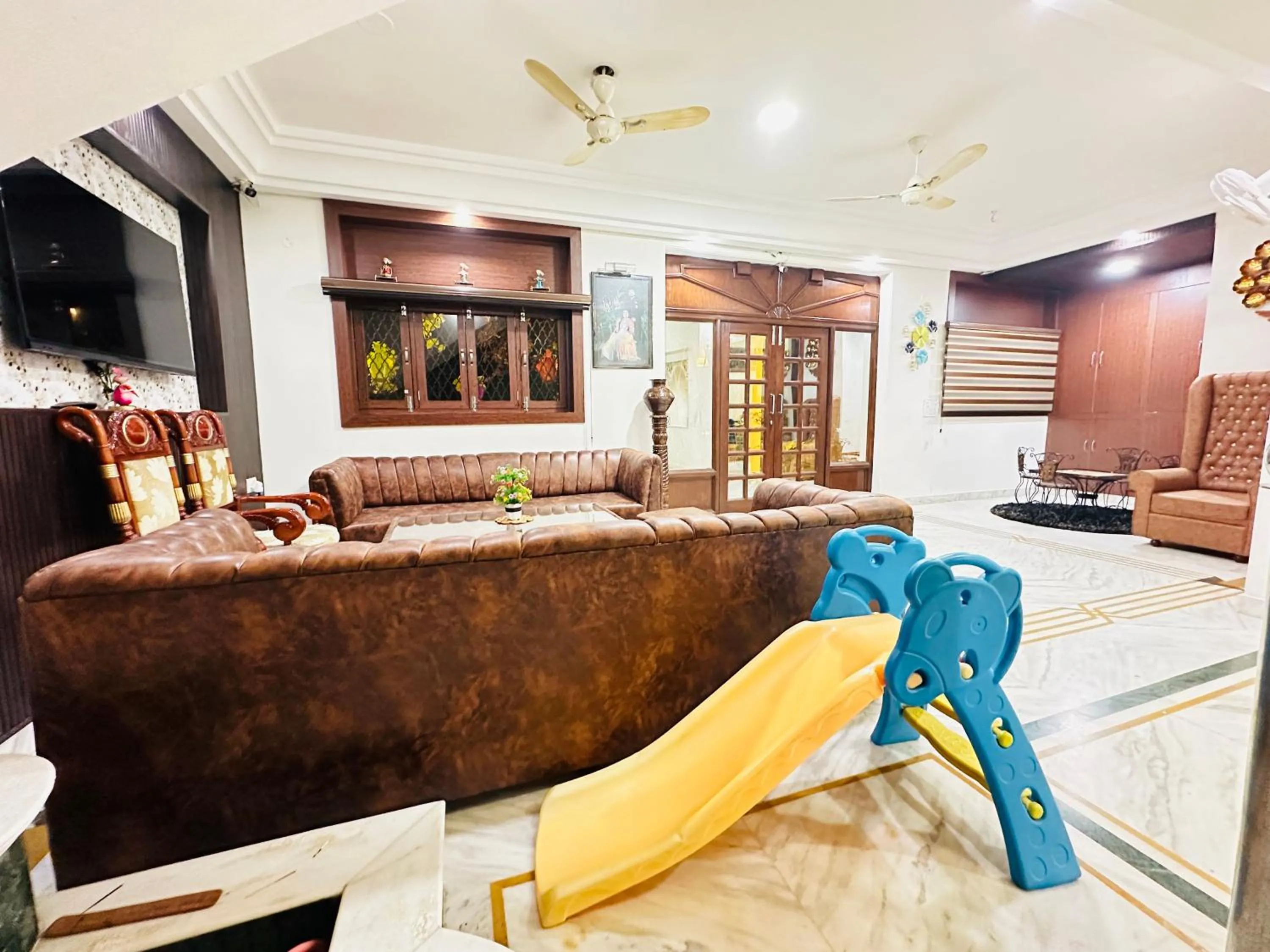 TV and multimedia in Sheela Homestay