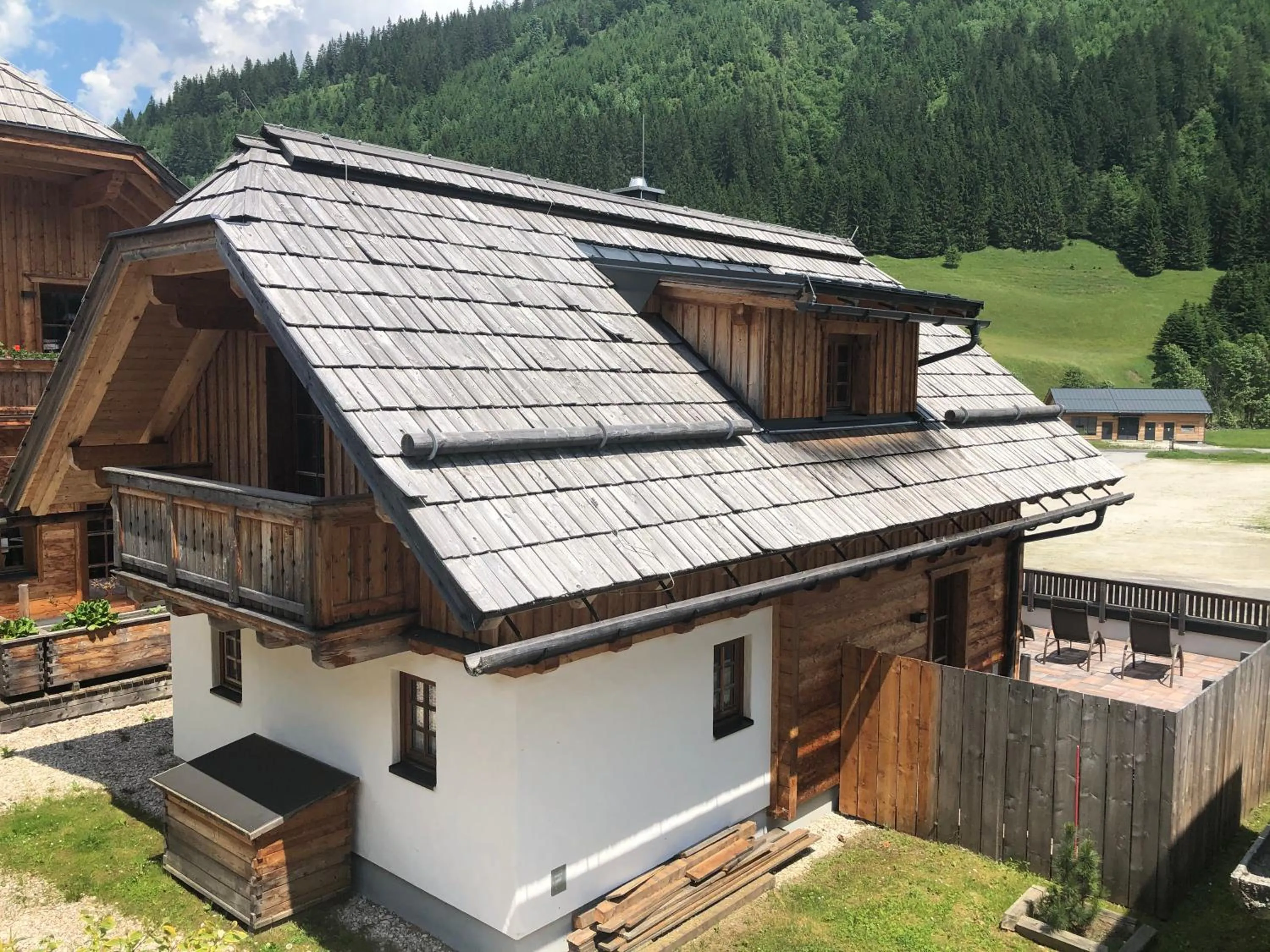 Property building in Bergdorf Riesner