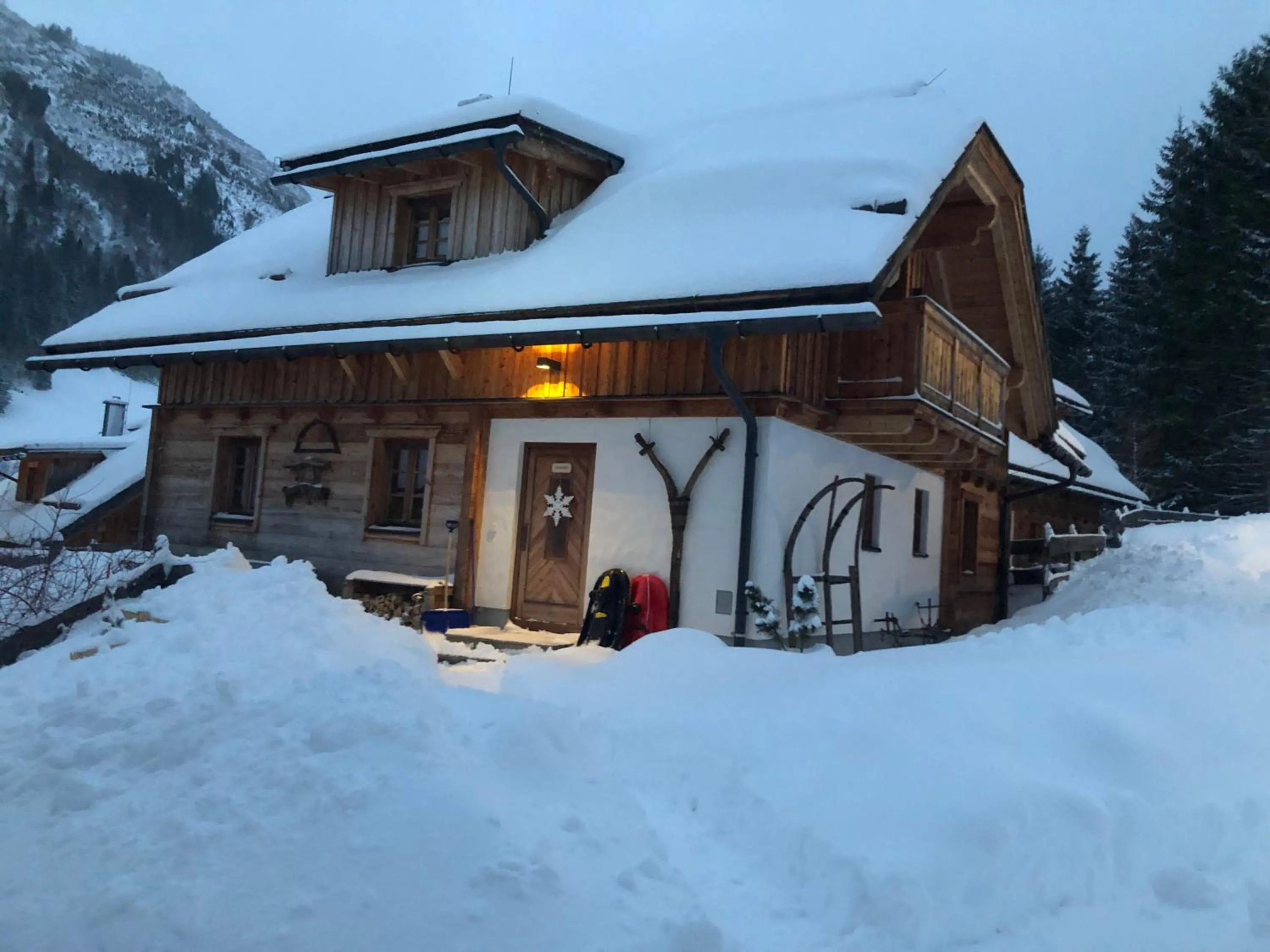 Property building in Bergdorf Riesner