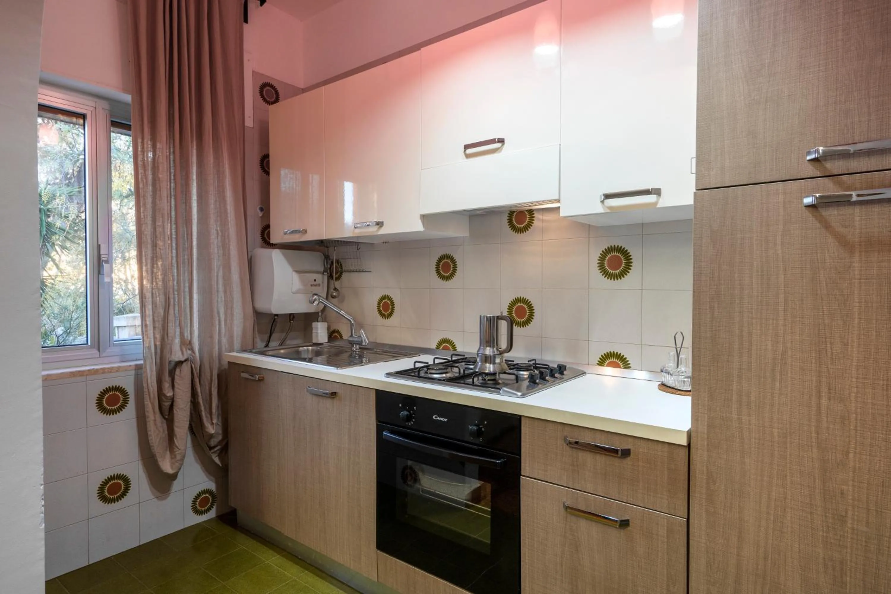 Kitchen or kitchenette in GuestHost - Villa Torre Leporano a due passi dal mare