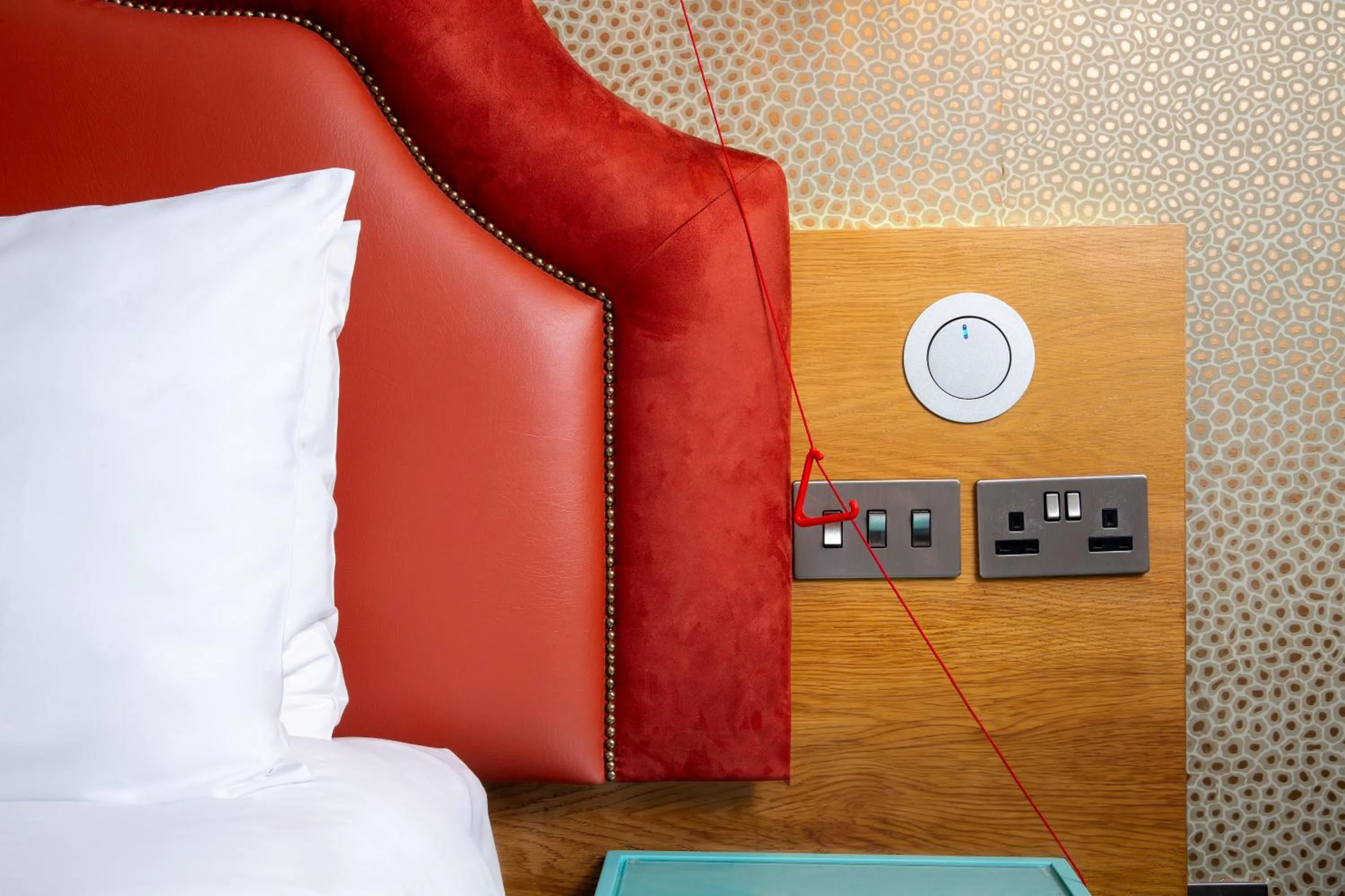 acessibility, Bed in Elmbank York, Tapestry Collection by Hilton