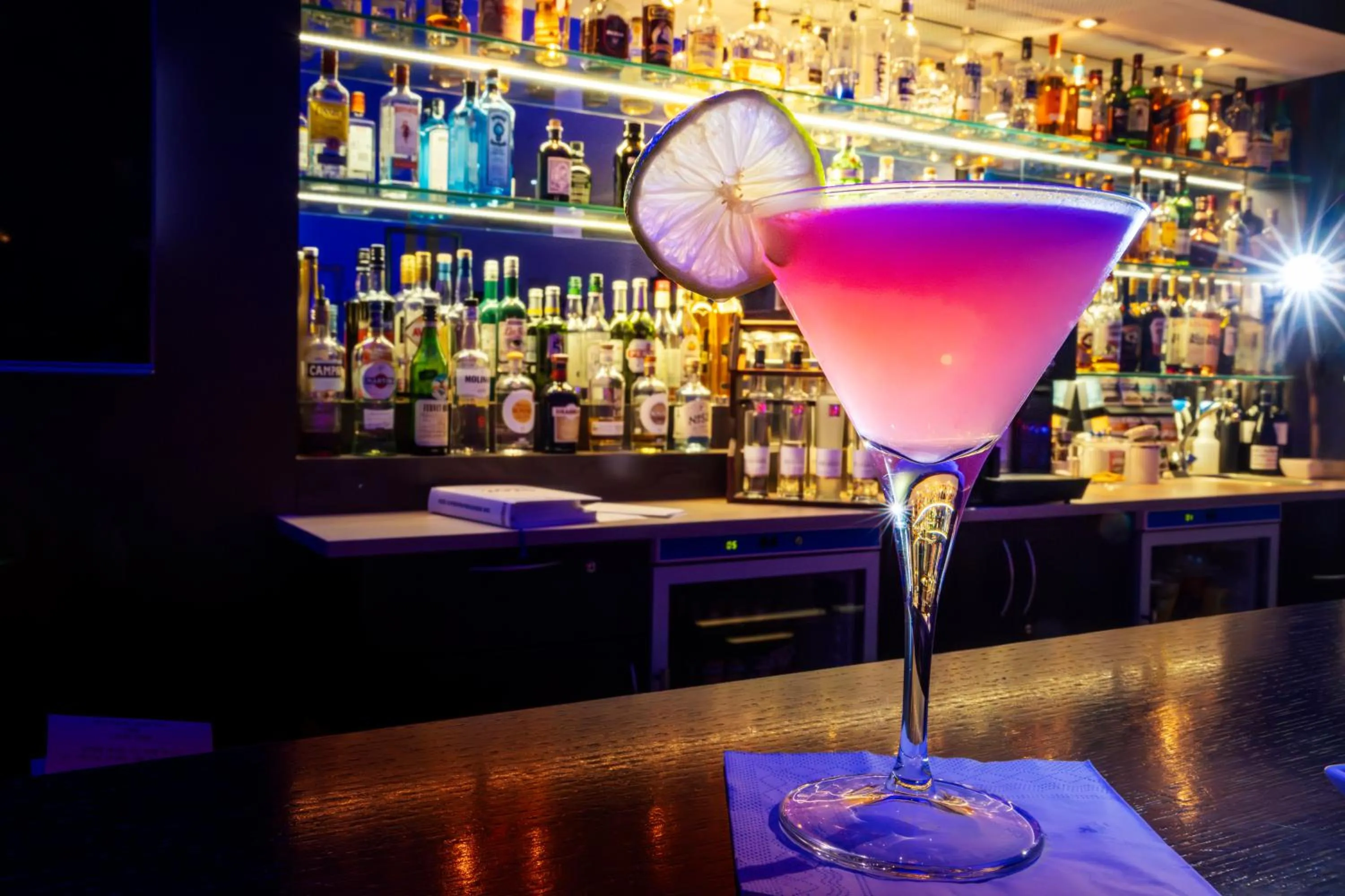 Lounge or bar in ACHAT Hotel Bremen City