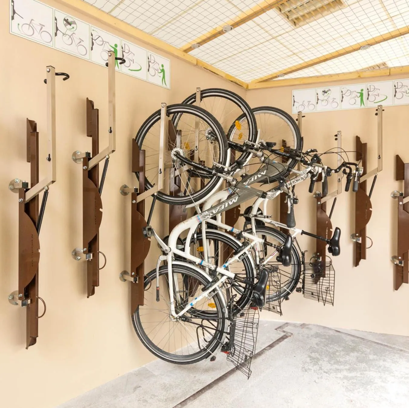 Cycling in Hotel Unstruttal