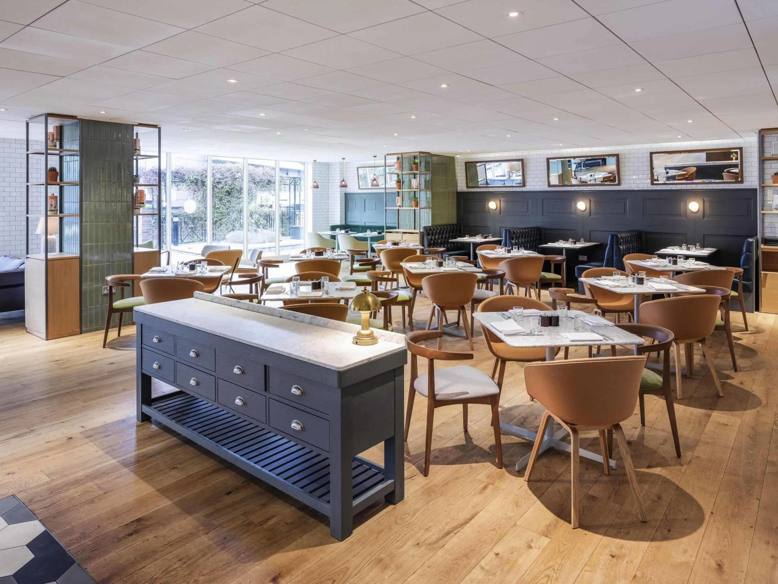 Restaurant/places to eat in Novotel York Centre