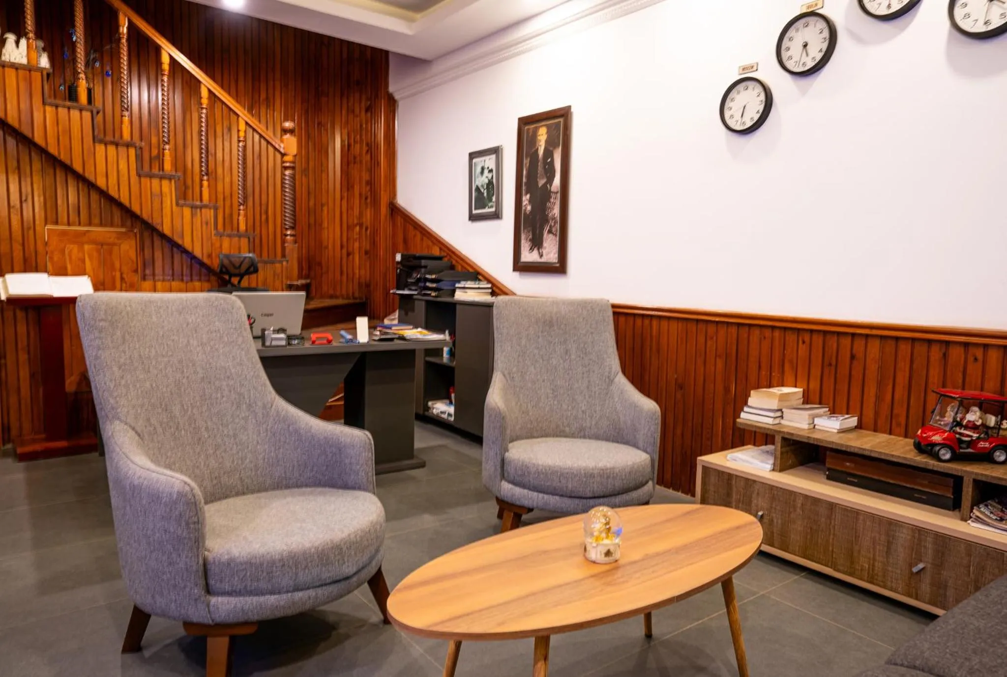 Living room in oscar garden