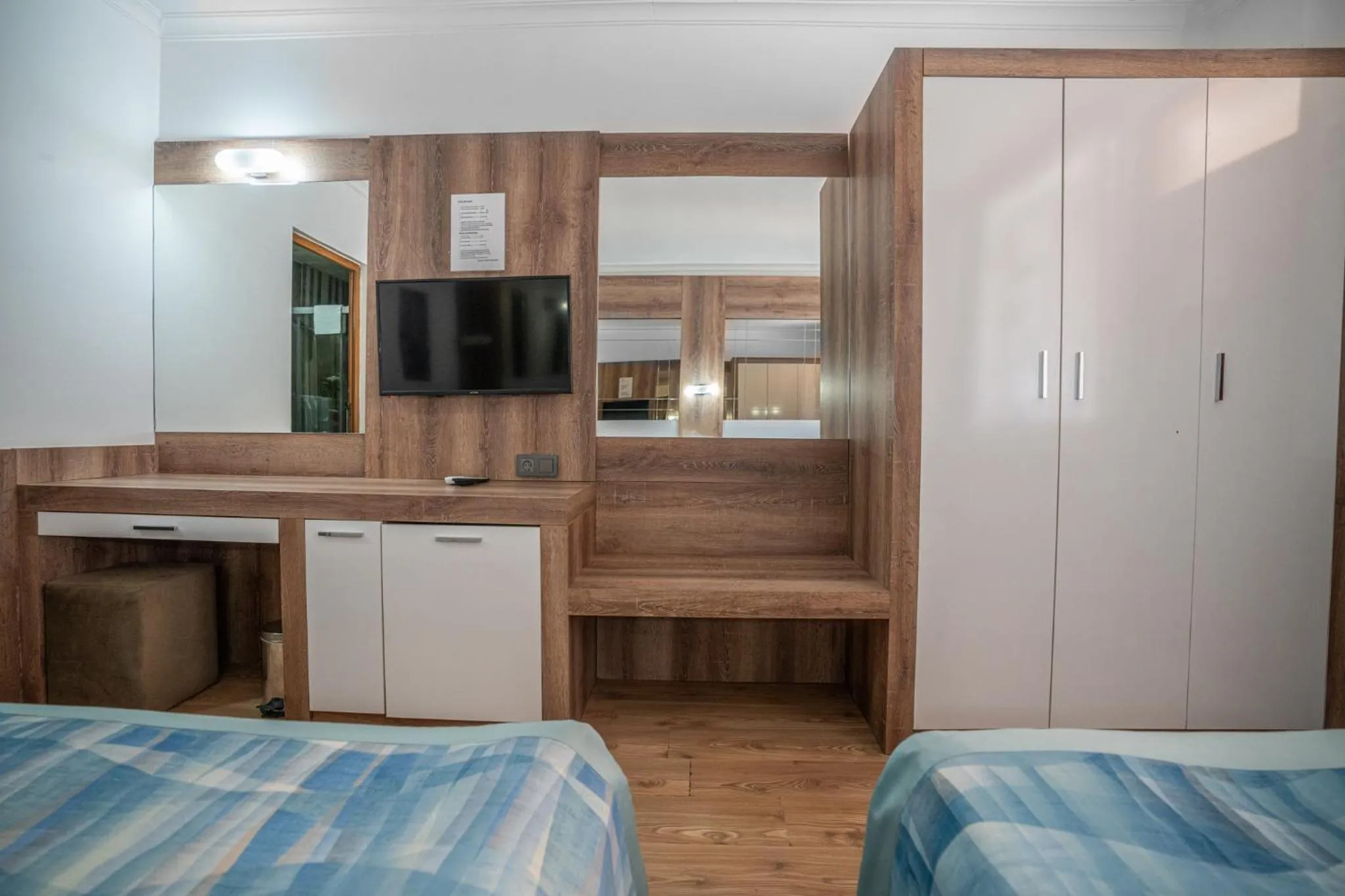 Bedroom, Bed in oscar garden