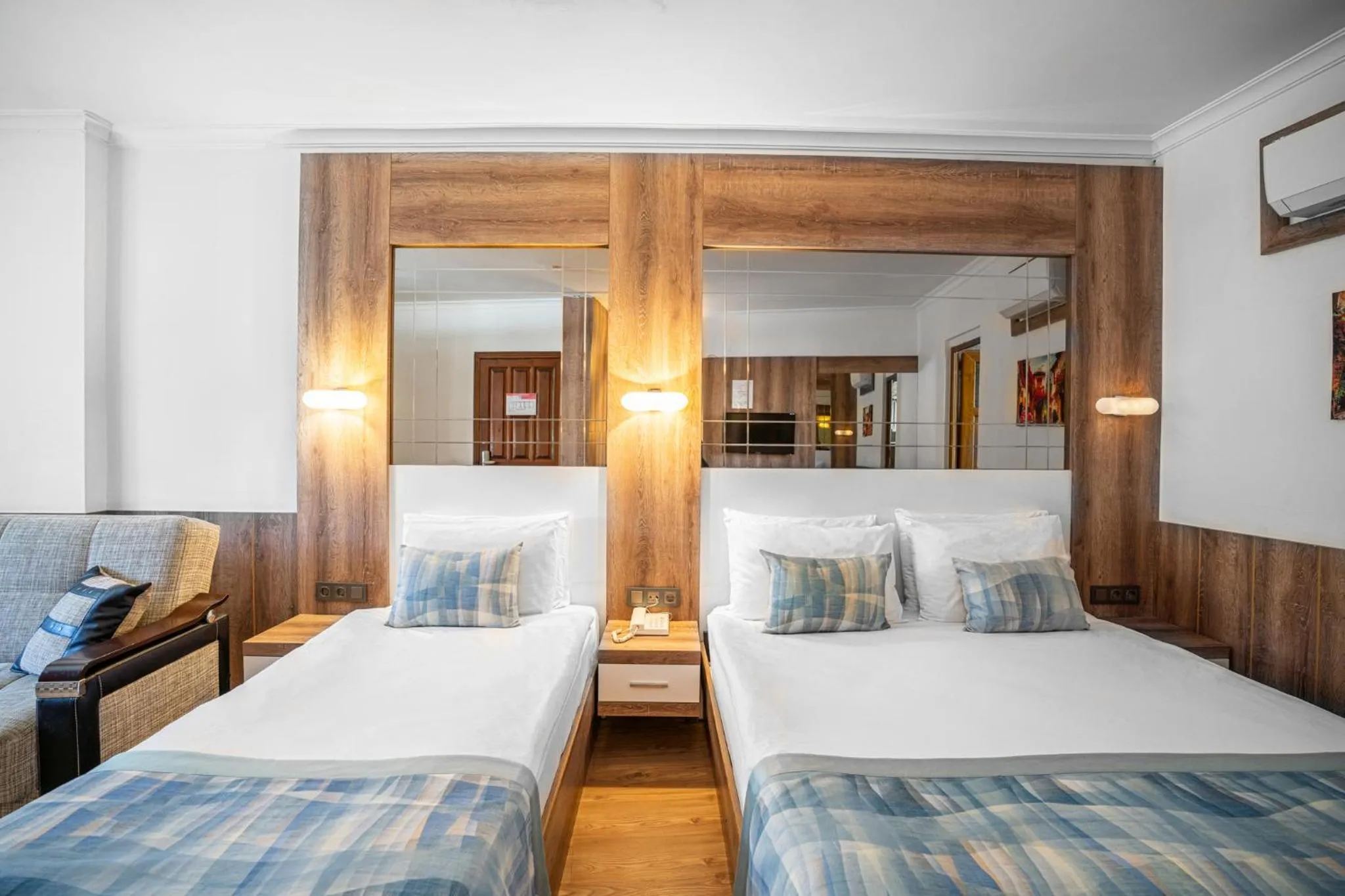 Bedroom, Bed in oscar garden