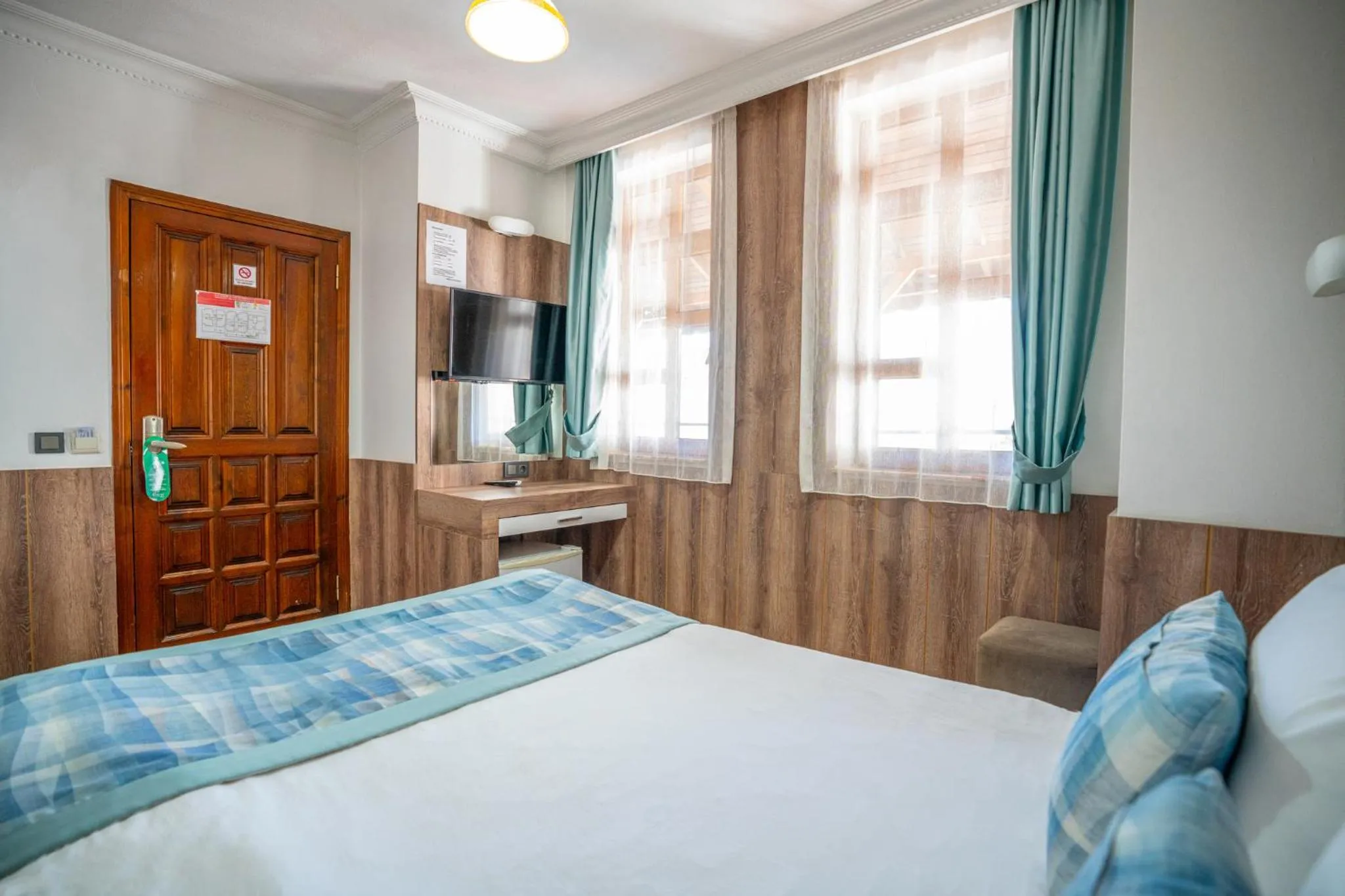 Bedroom, Bed in oscar garden