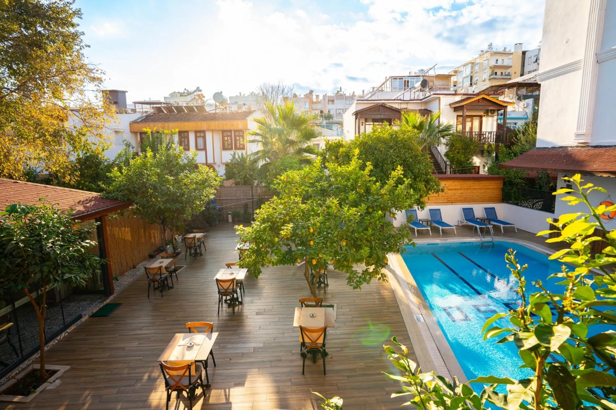 Restaurant/places to eat in oscar garden