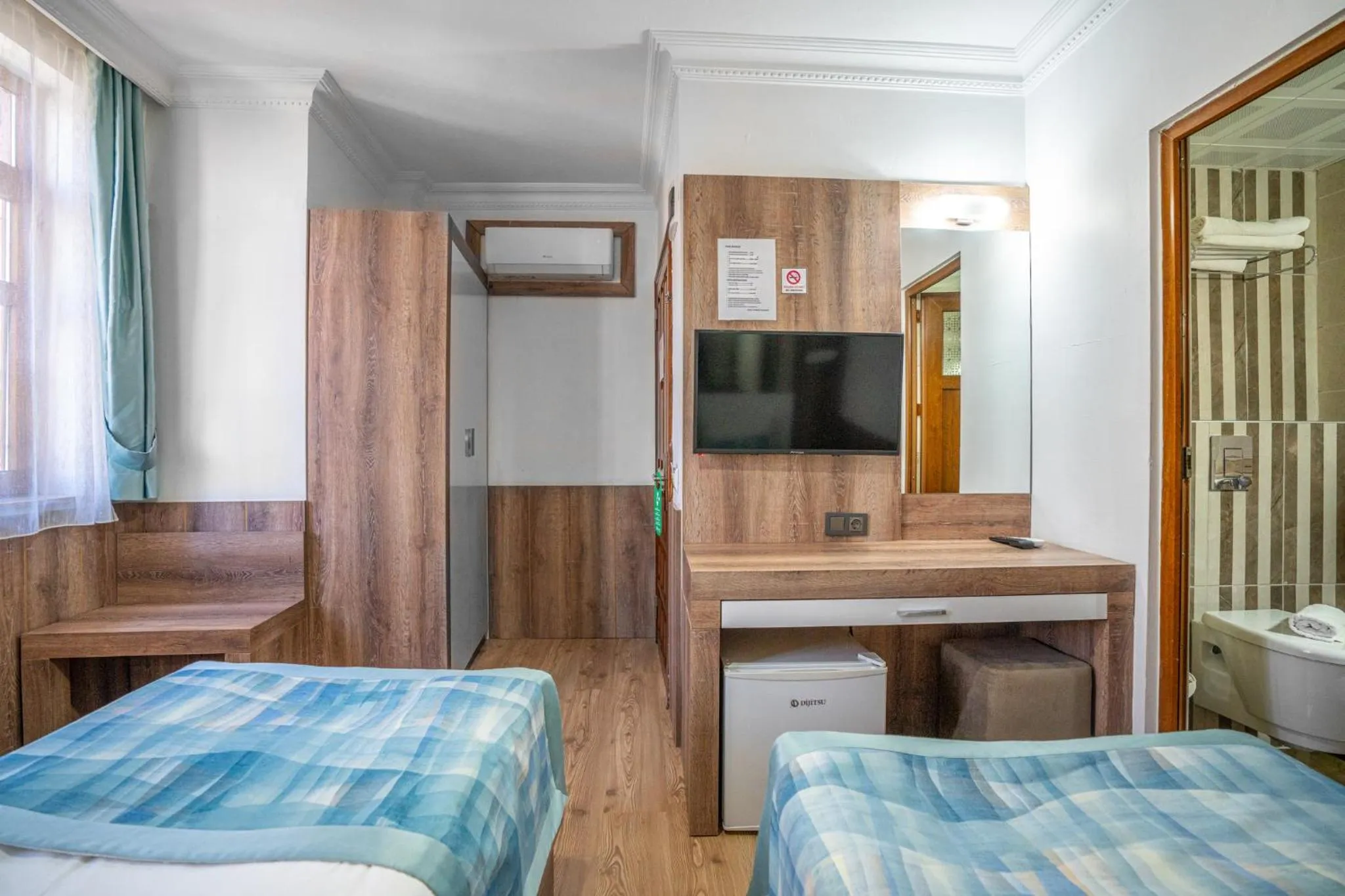 Bedroom, Bed in oscar garden