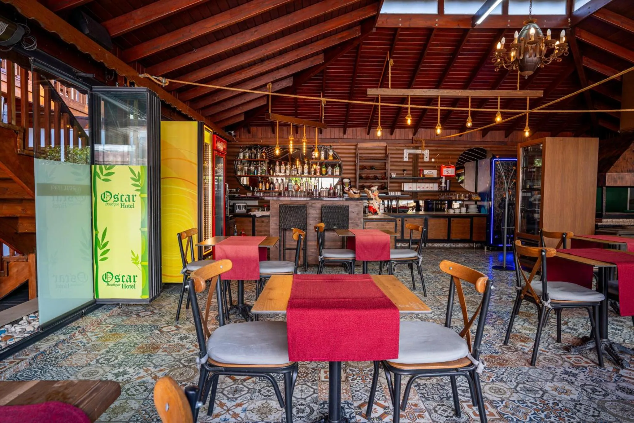 Restaurant/places to eat in oscar garden