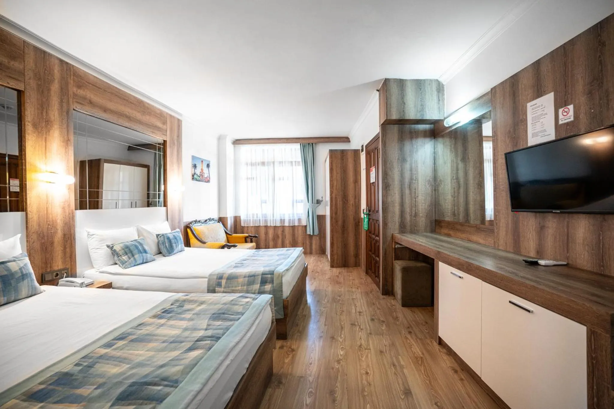 Bedroom, Bed in oscar garden