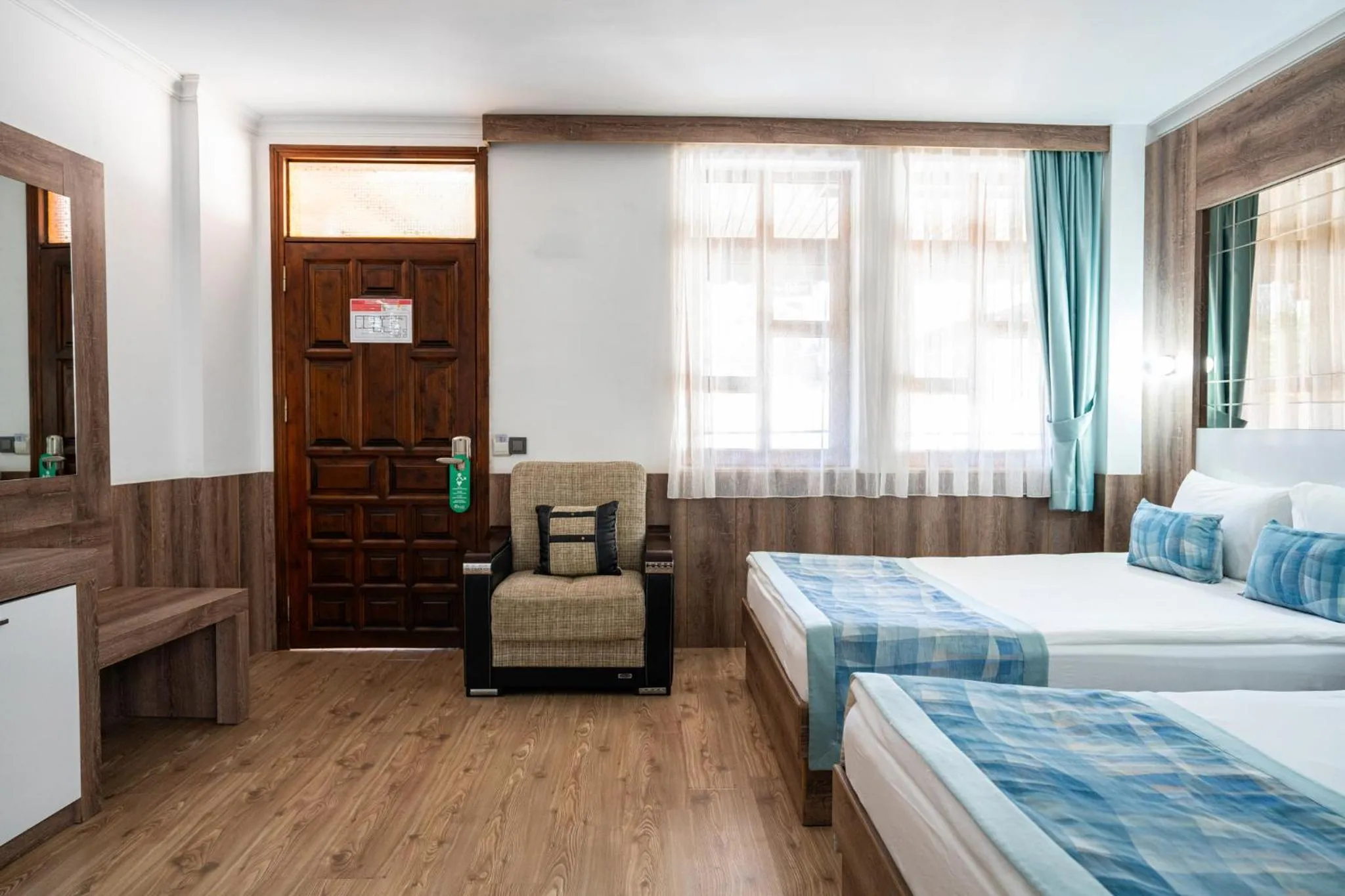 Bedroom, Bed in oscar garden