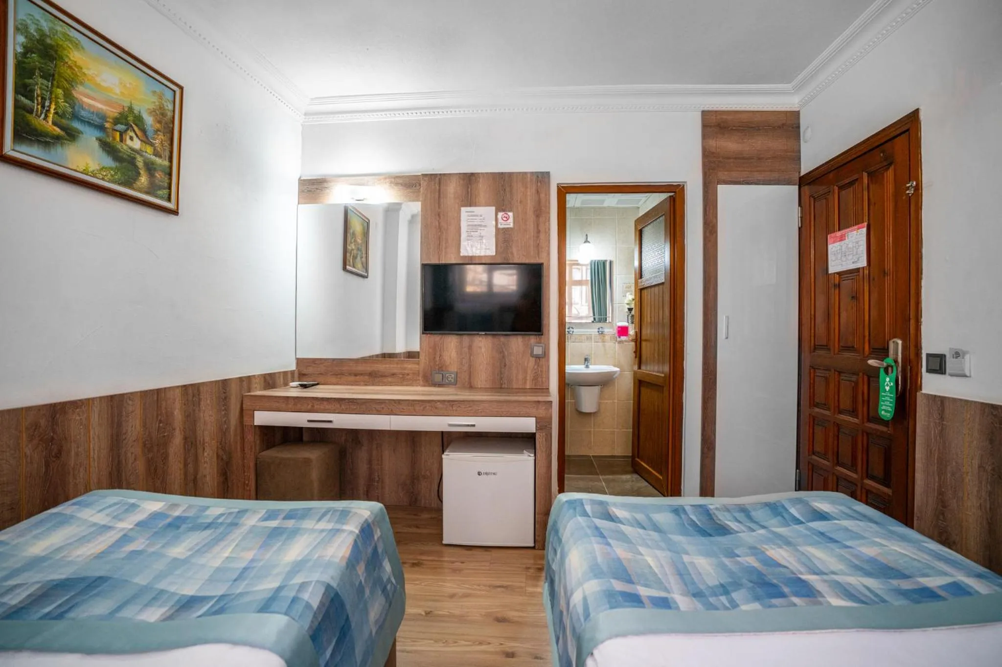 Bedroom, Bed in oscar garden