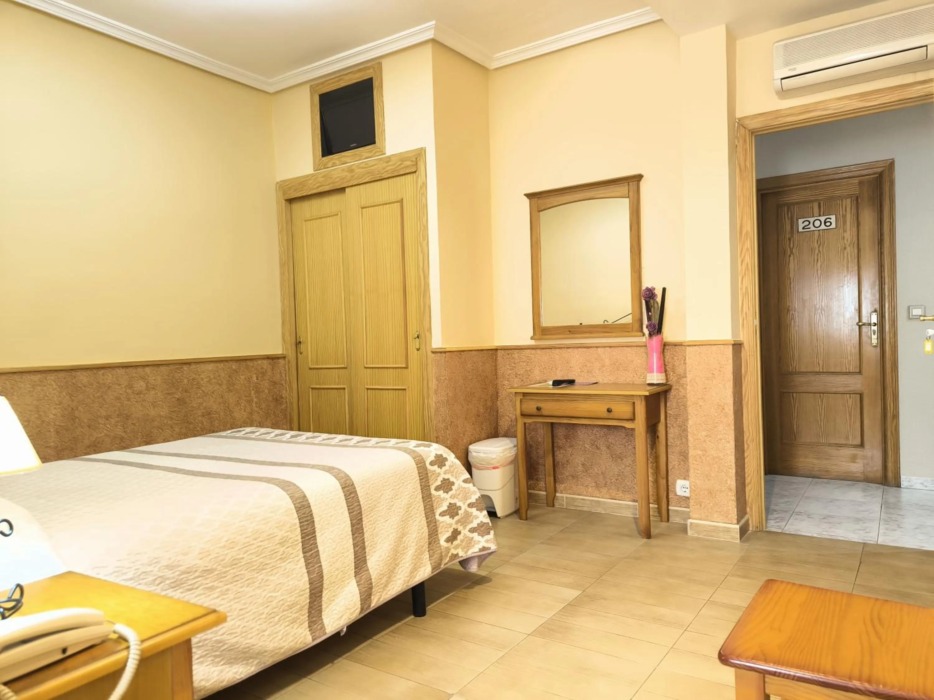 Bed in Hotel La Moraleda - Complejo Las Delicias