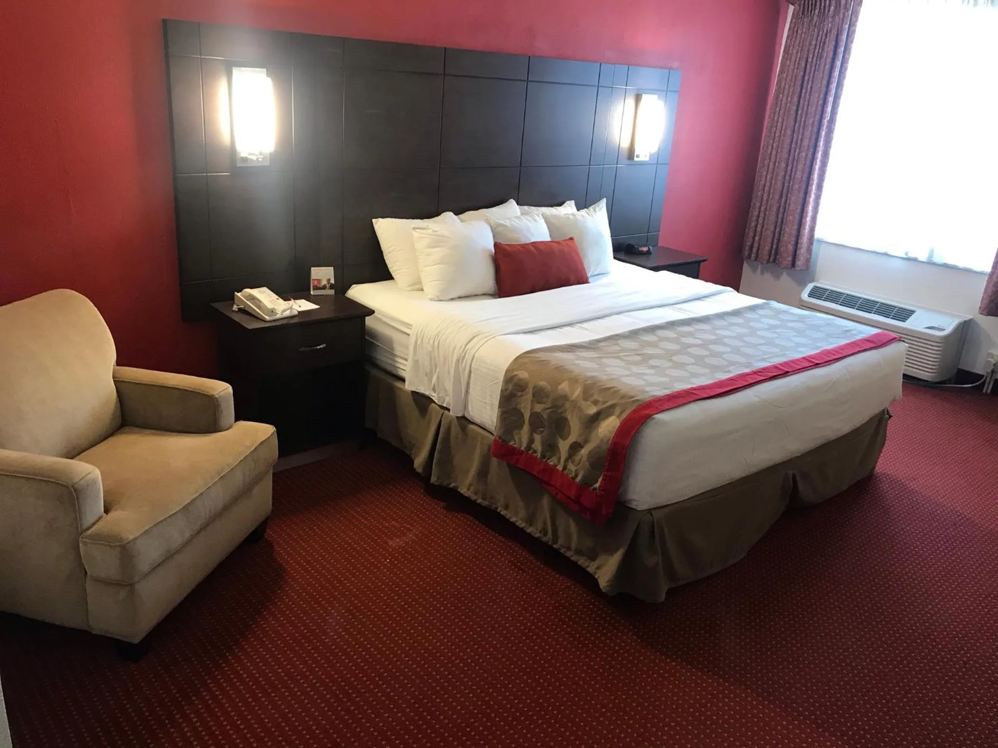 Bedroom, Bed in Ramada by Wyndham Ligonier