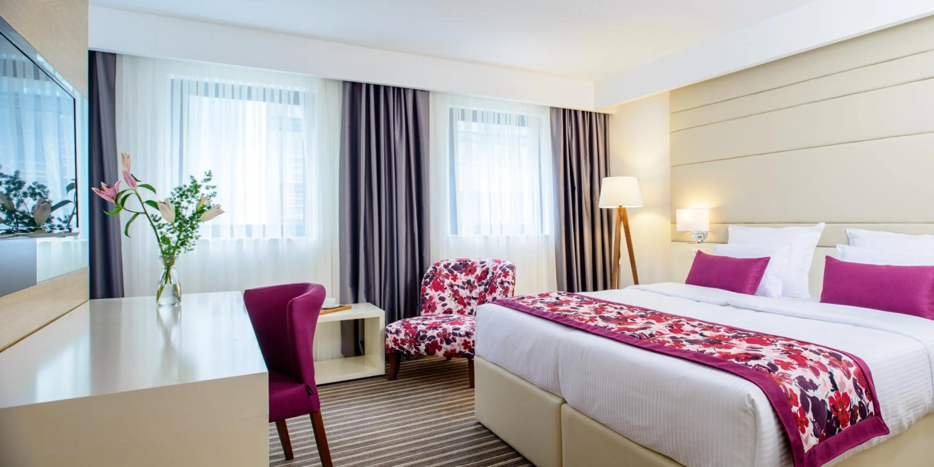 Bed in Hotel Festival