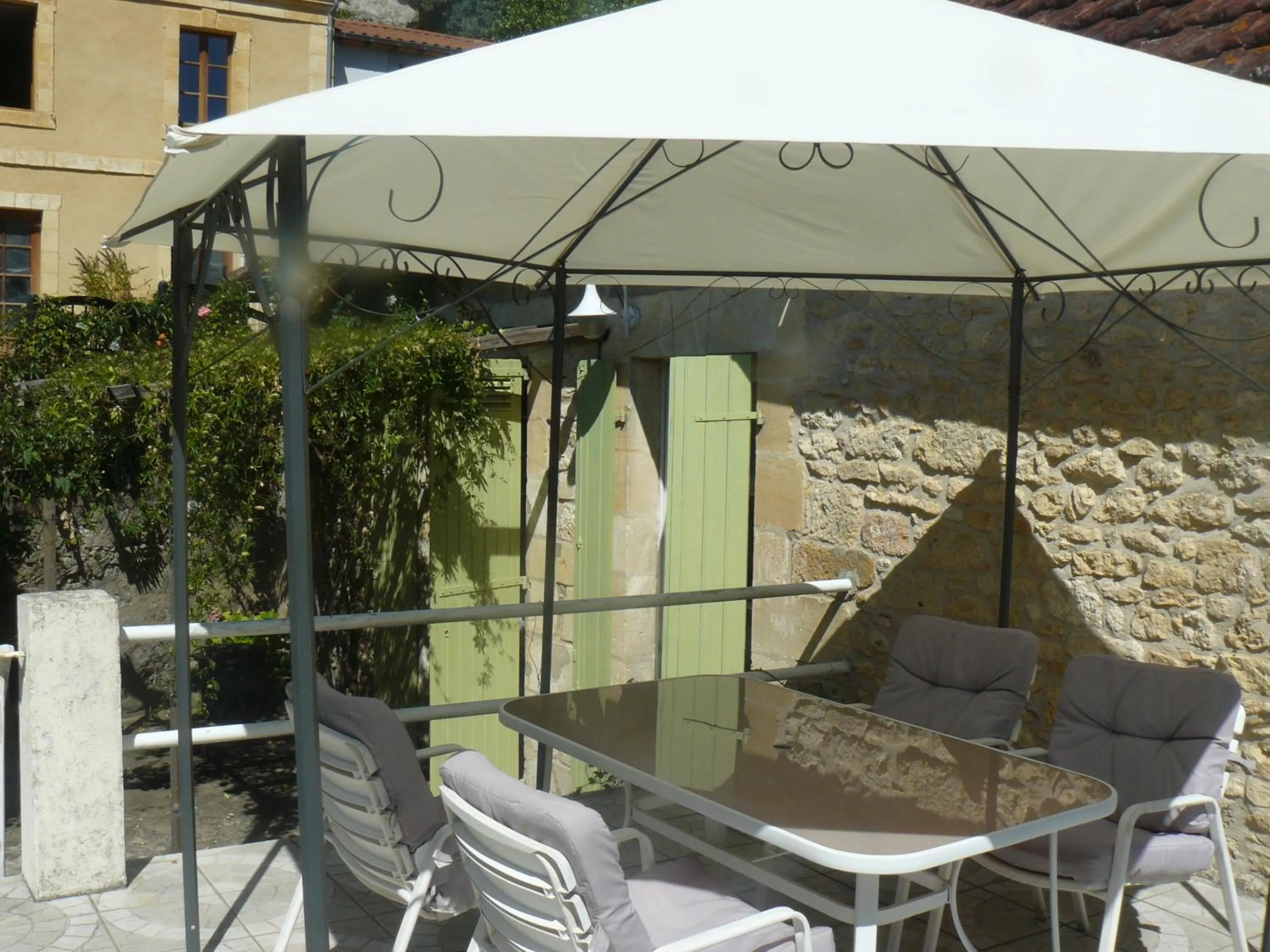 Balcony/Terrace in Chambres d'Hôtes & Gites Pouget