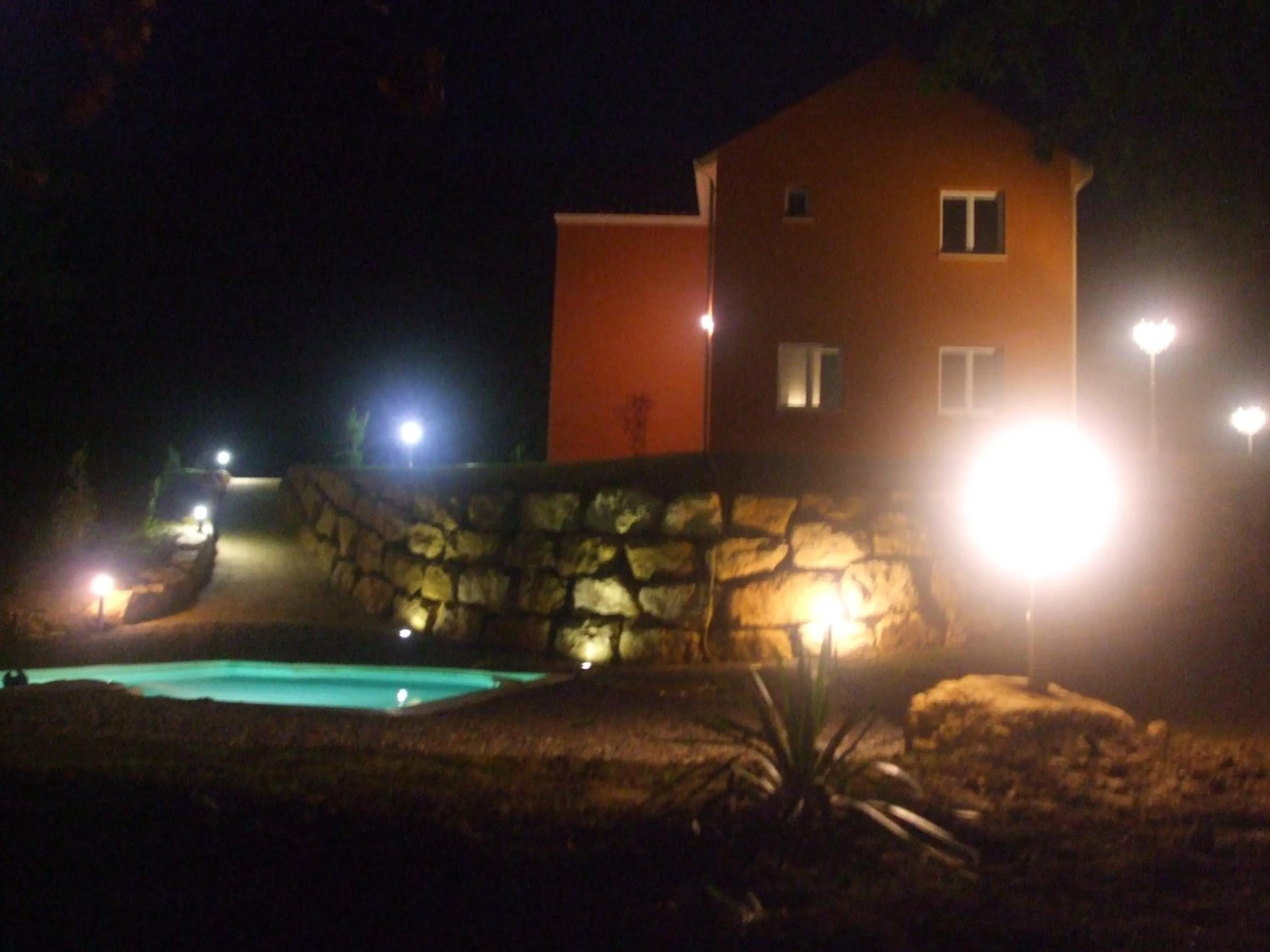 Communal lounge/ TV room in La Colline des Endrevies
