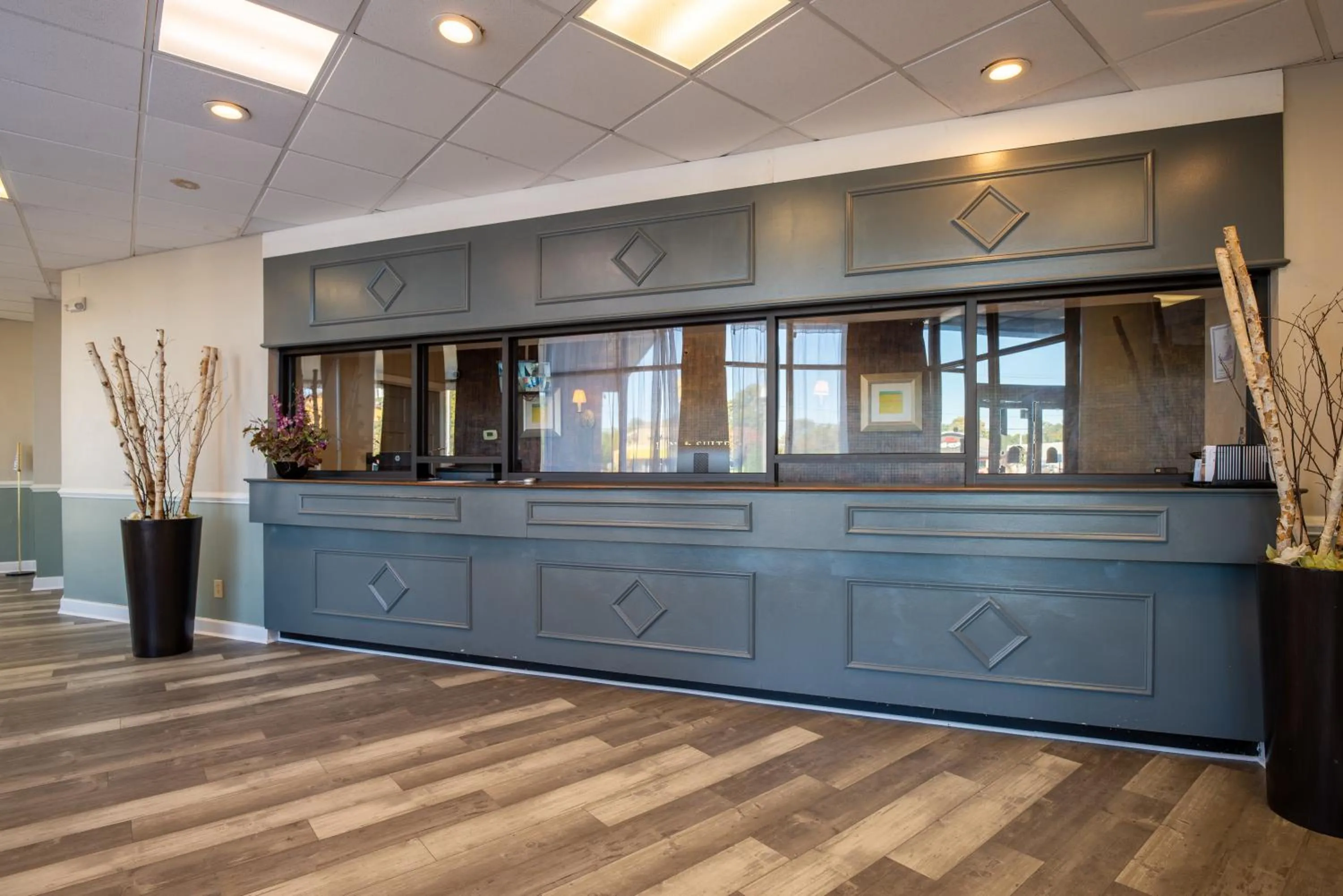 Dominion Inn and Suites