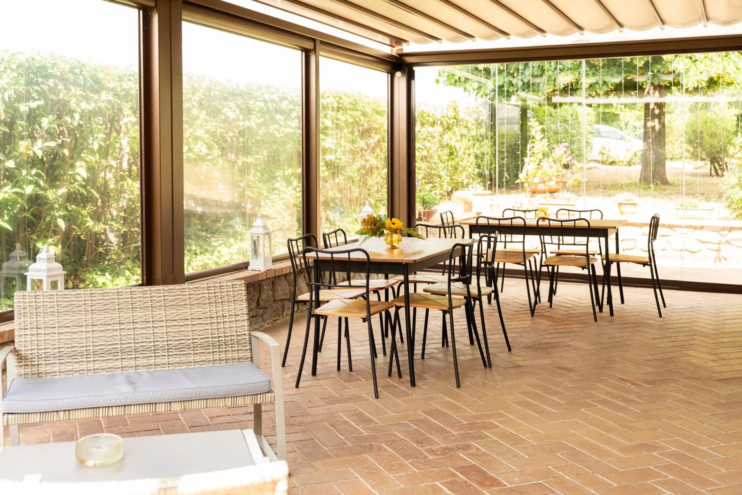 Patio in B&B Casale Ansamagi Relax & Pool