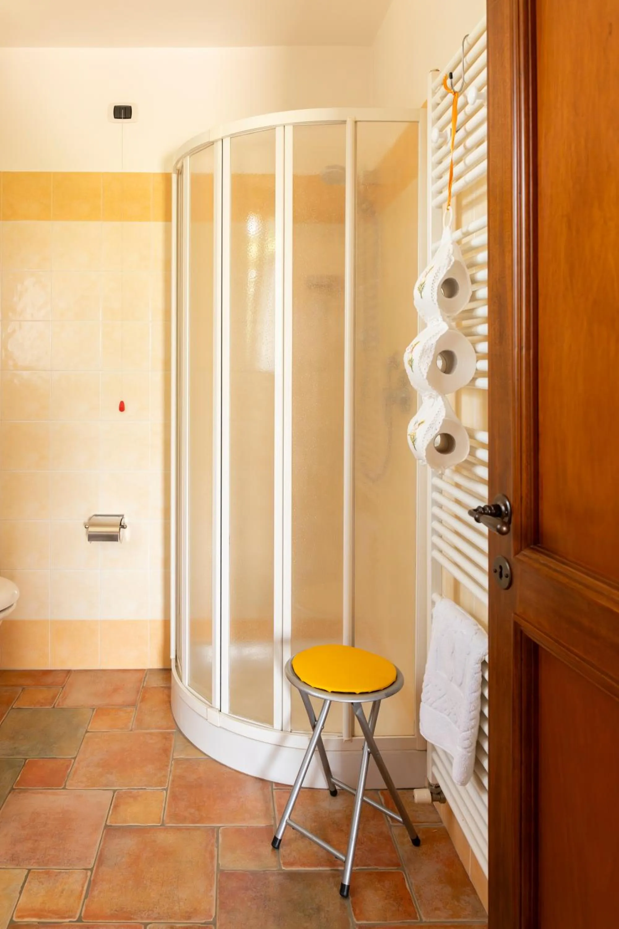 Shower in B&B Casale Ansamagi Relax & Pool