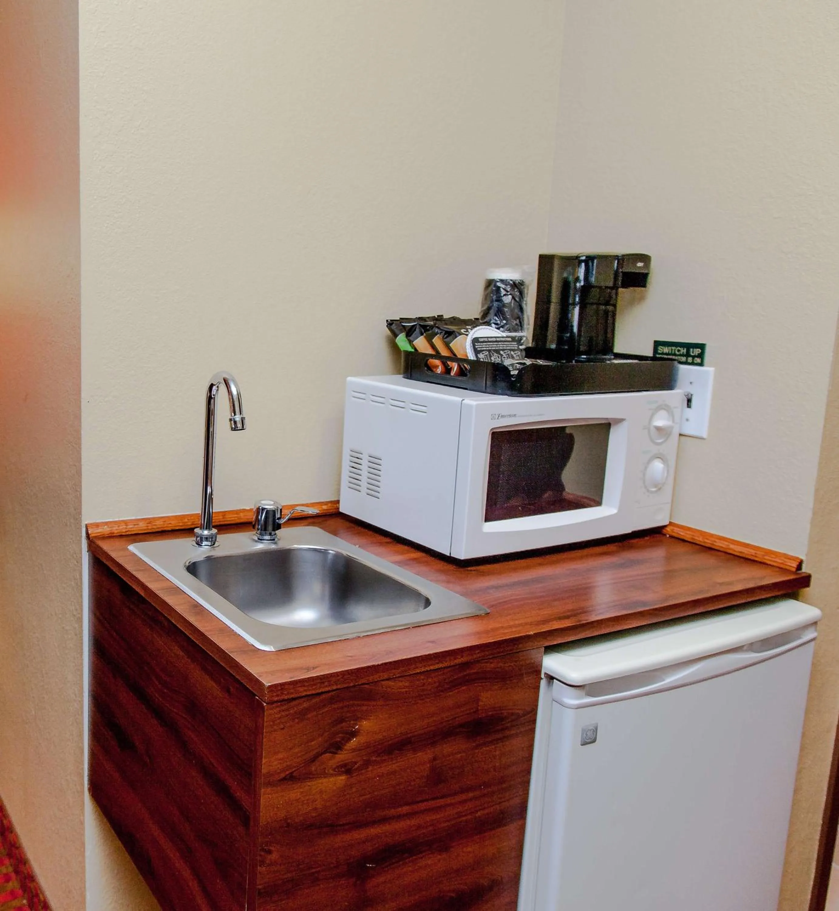 Coffee/tea facilities in Comfort Inn & Suites Morton - Peoria